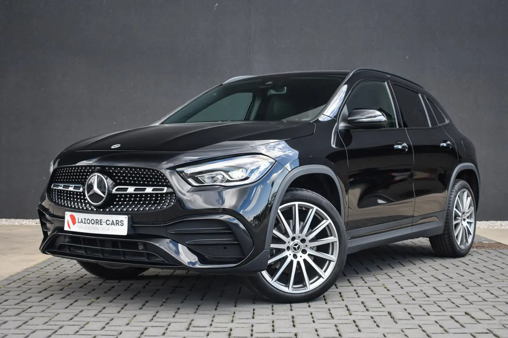 Mercedes-Benz GLA 250 e PHEV AMG Line - Keyless - Noir - 1
