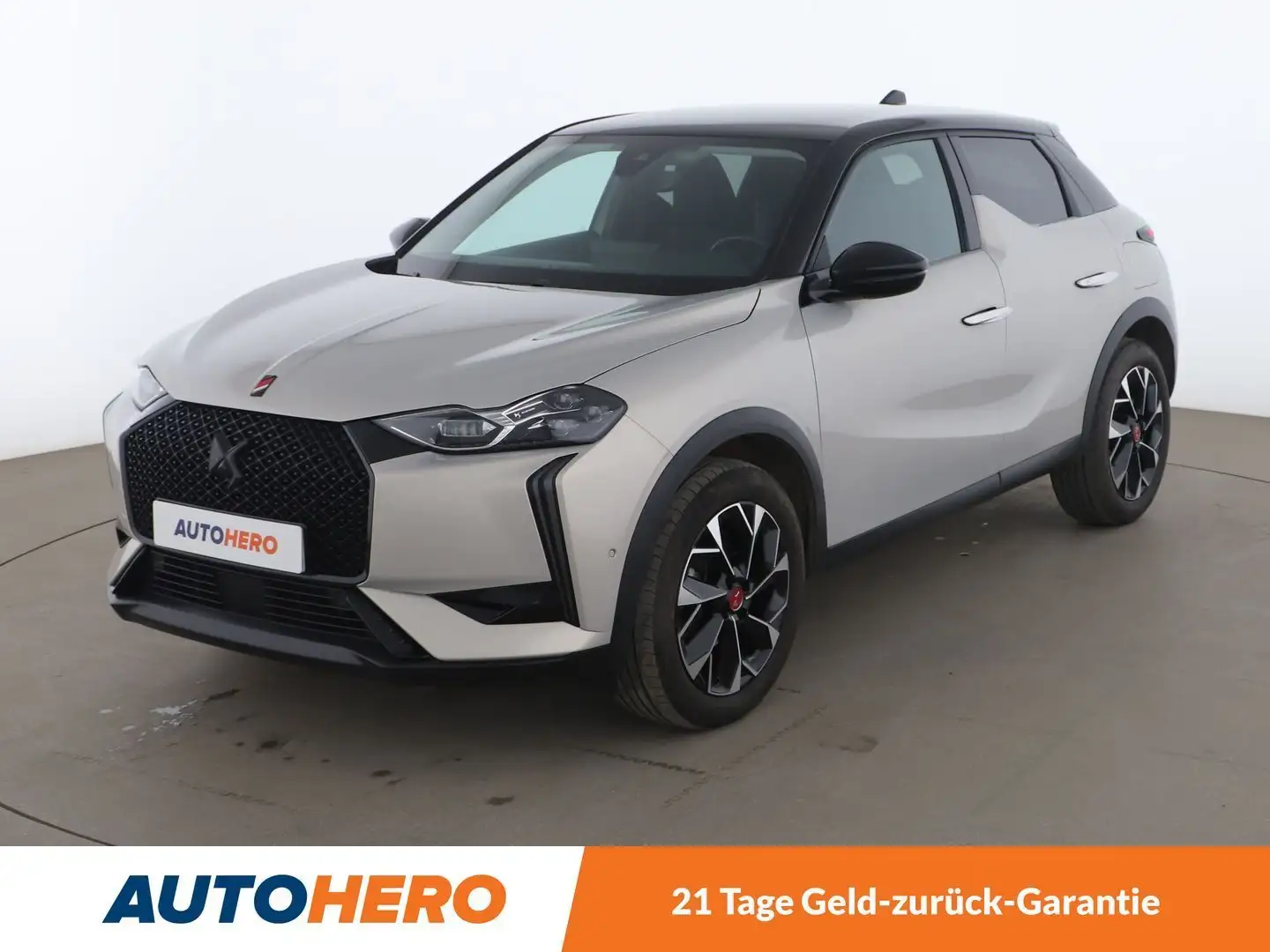 DS Automobiles DS 3 1.2 PureTech Performance Line + EAT8 Gris - 1