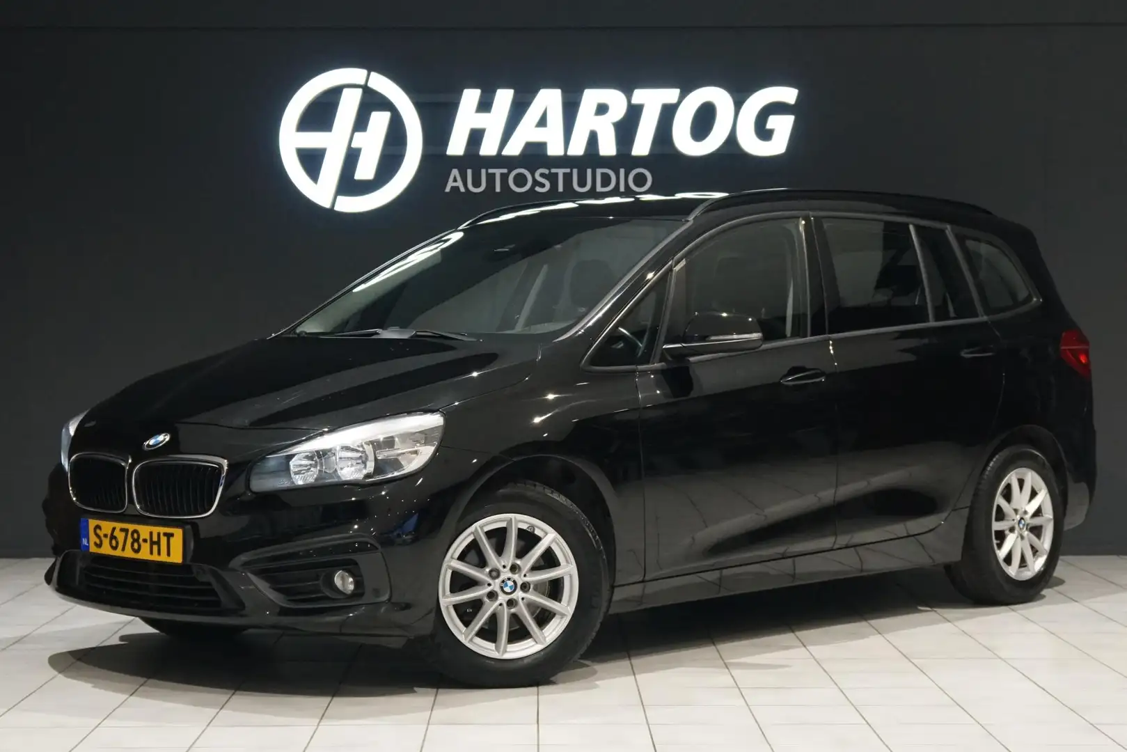 BMW 216 2-serie Gran Tourer 216i + STOELVERWARMING / NAVIG Zwart - 1