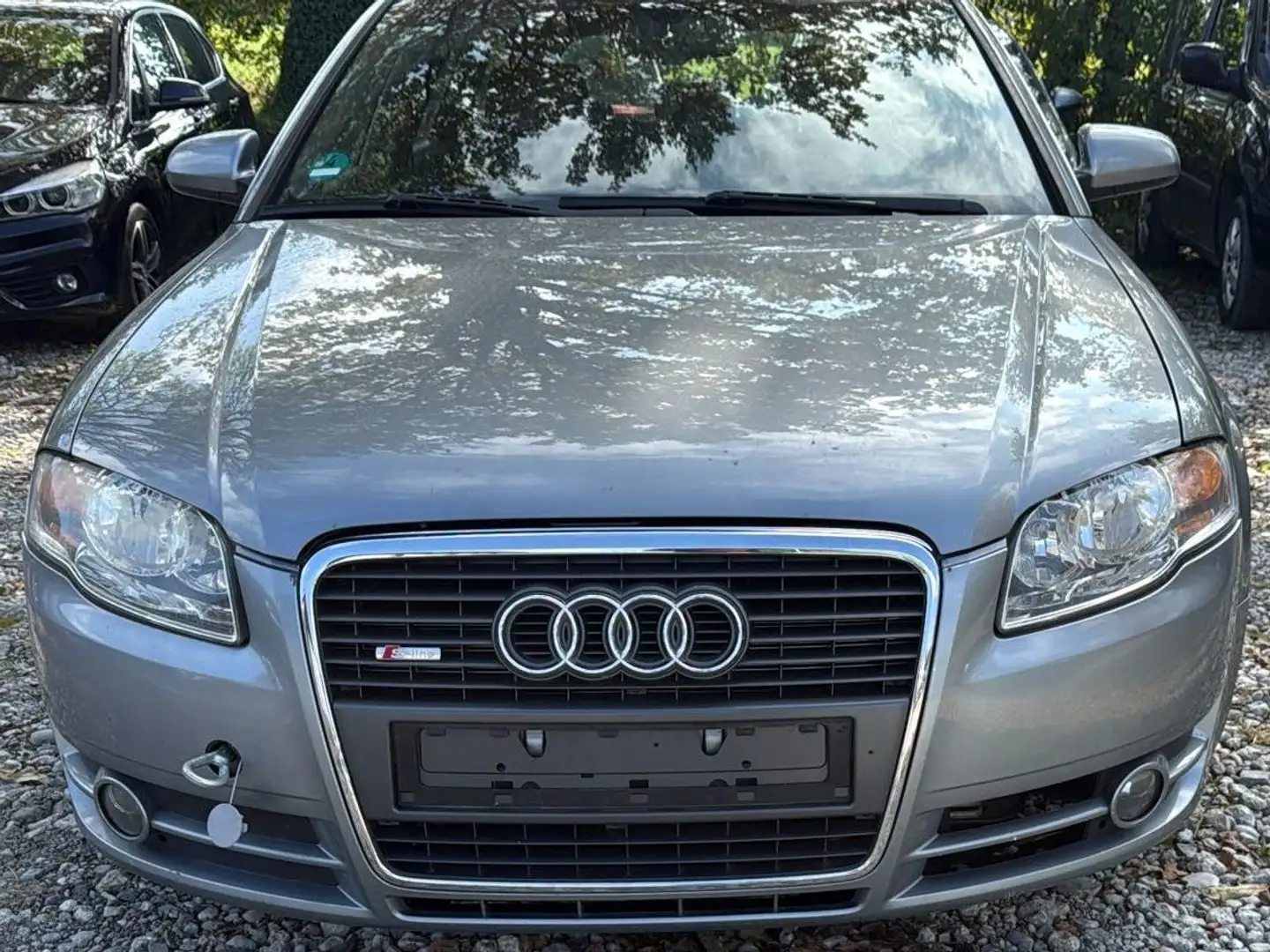 Audi A4 2.0 TDI (103kW) S-Line Silber - 2