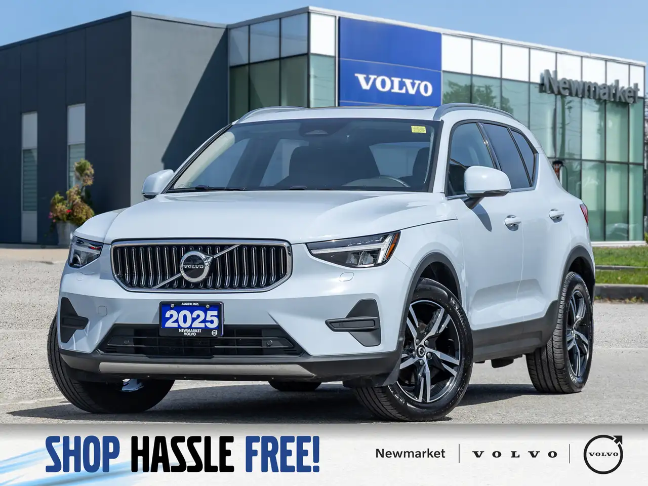 2025 Volvo XC40