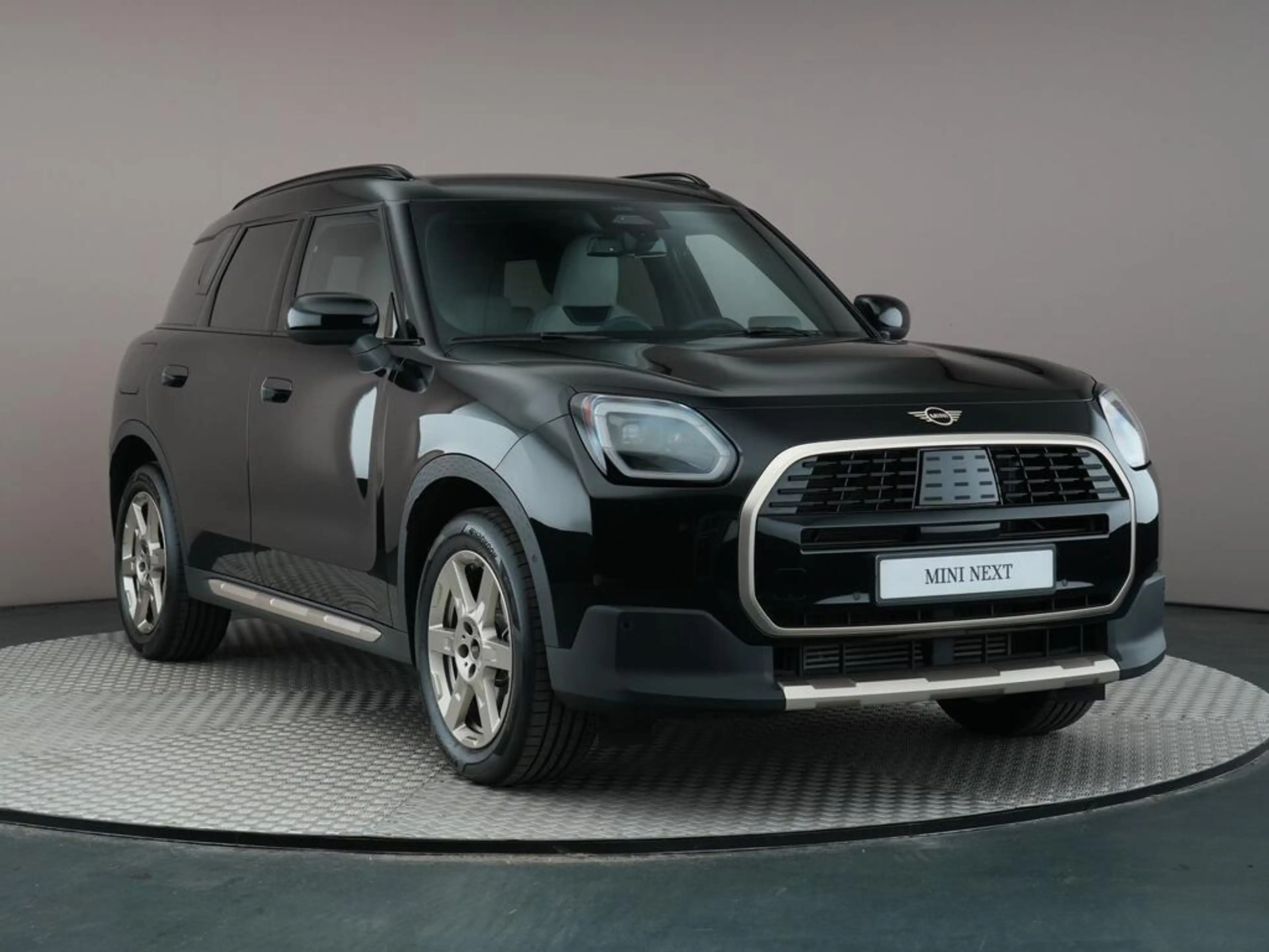 MINI Countryman C Favoured S — photo 3