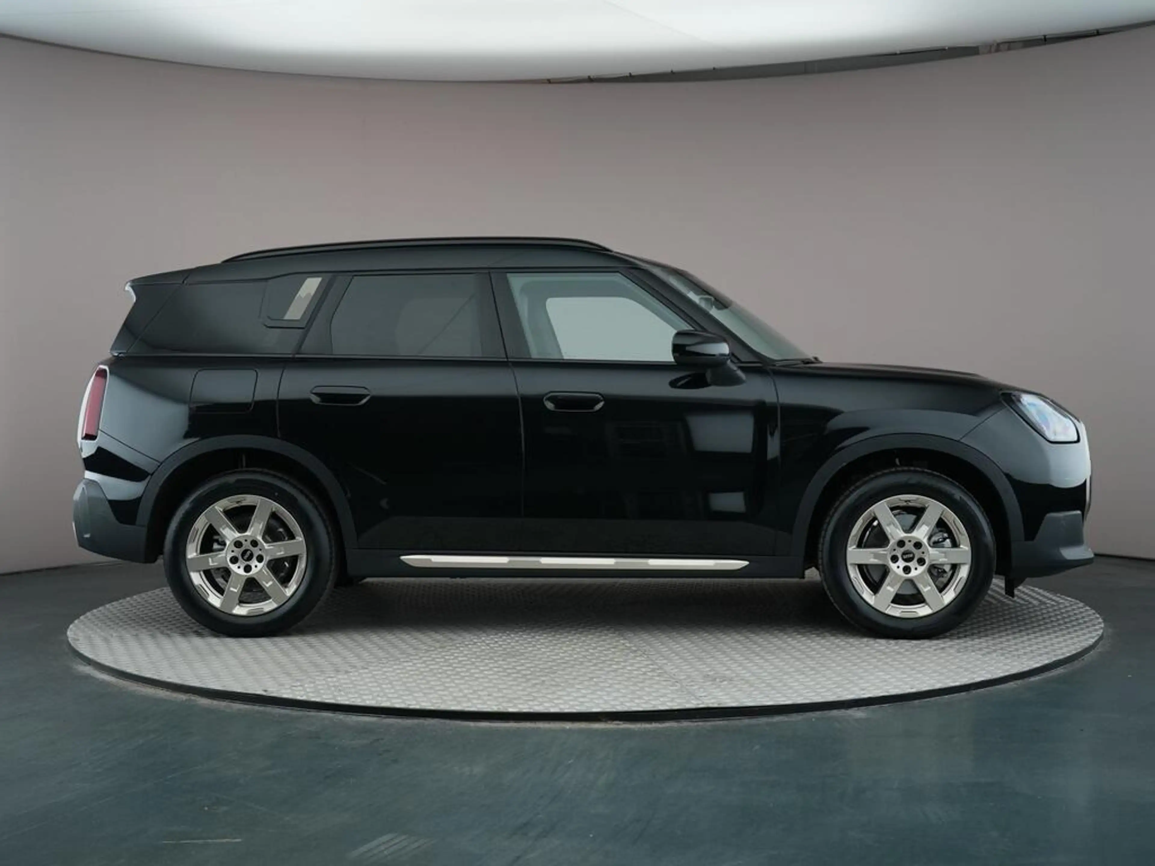 MINI Countryman C Favoured S — photo 8