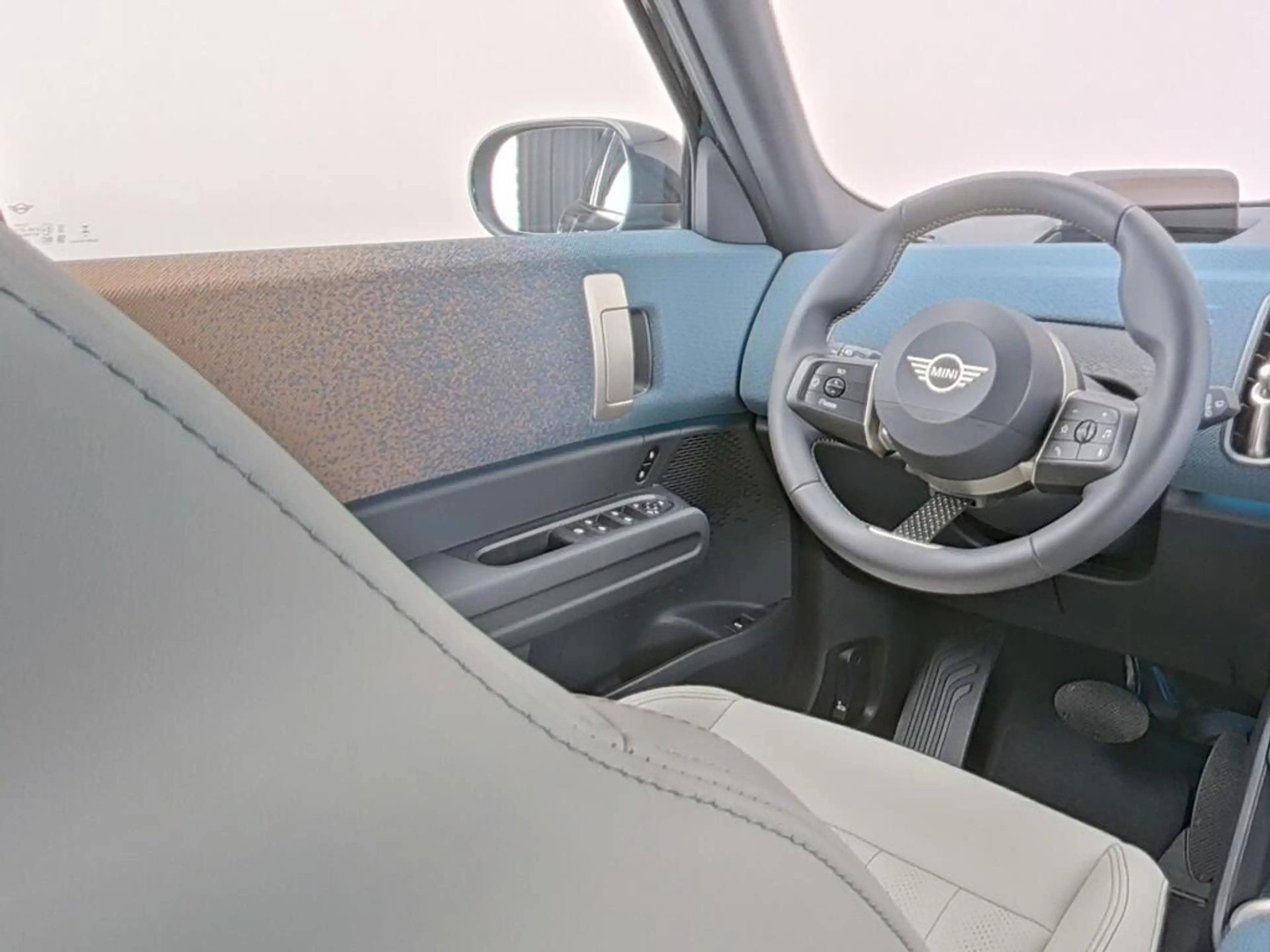 MINI Countryman C Favoured S — photo 4