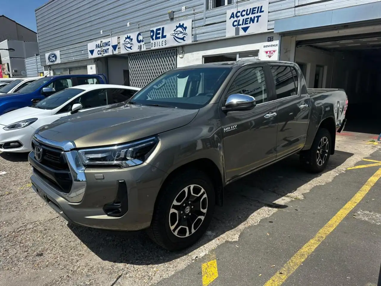 Toyota Hilux