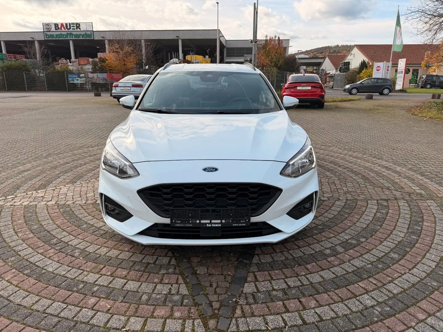 Ford Focus Turnier ST-Line Navi,LED,Rückfahrkamera Weiß - 2