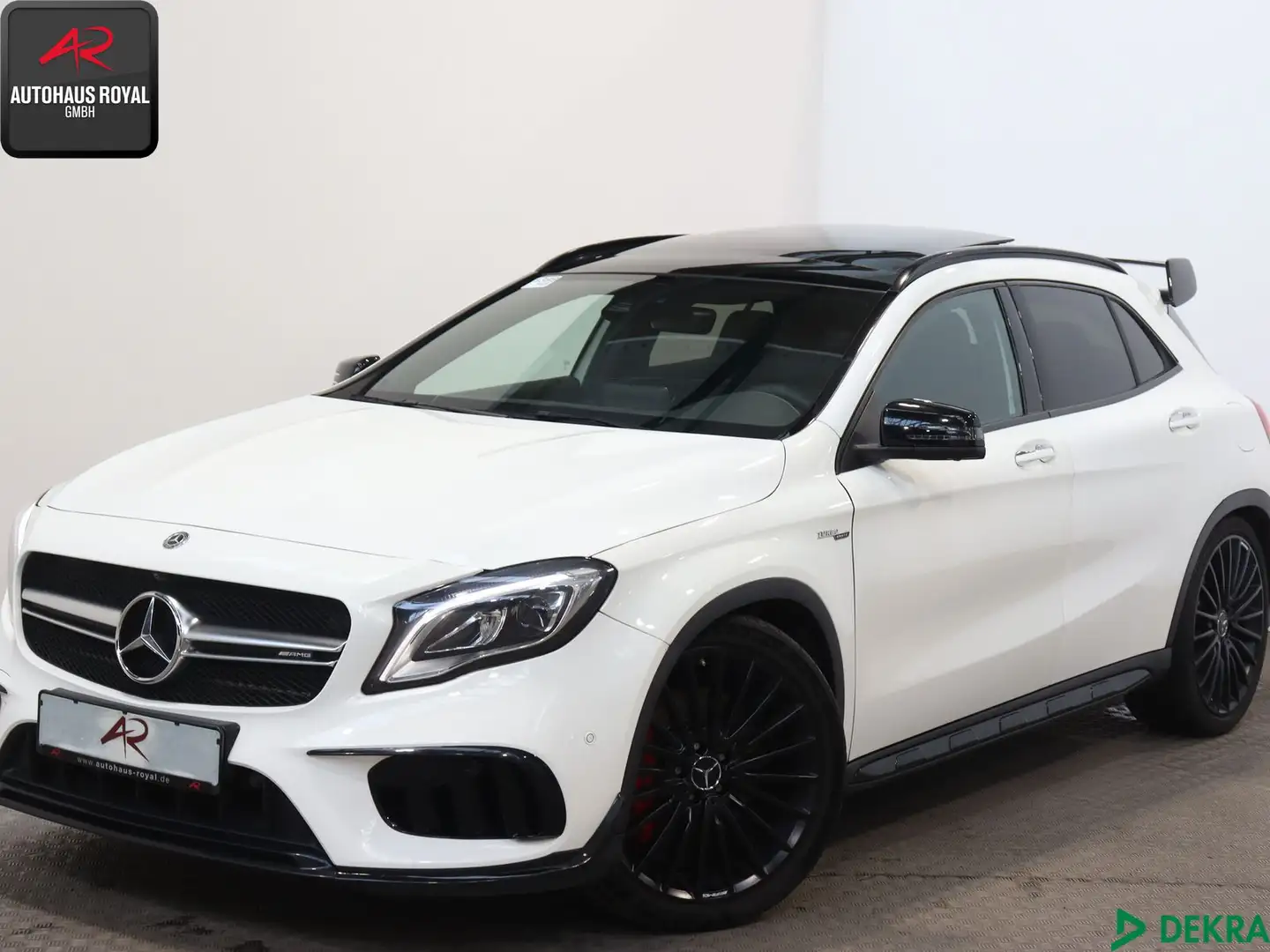 Mercedes-Benz GLA 45 AMG GLA 45 AMG 4M NIGHT PERFORMANCE SITZ,KEYLESS,SH Blanc - 1