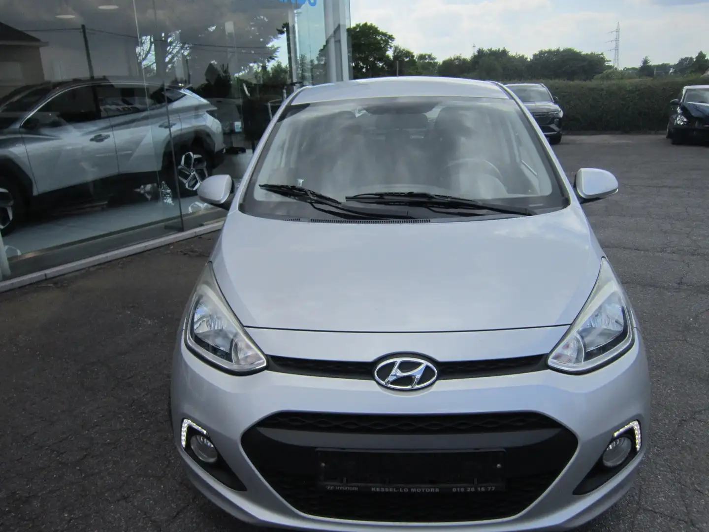 Hyundai i10 1.0i Pop Grigio - 2