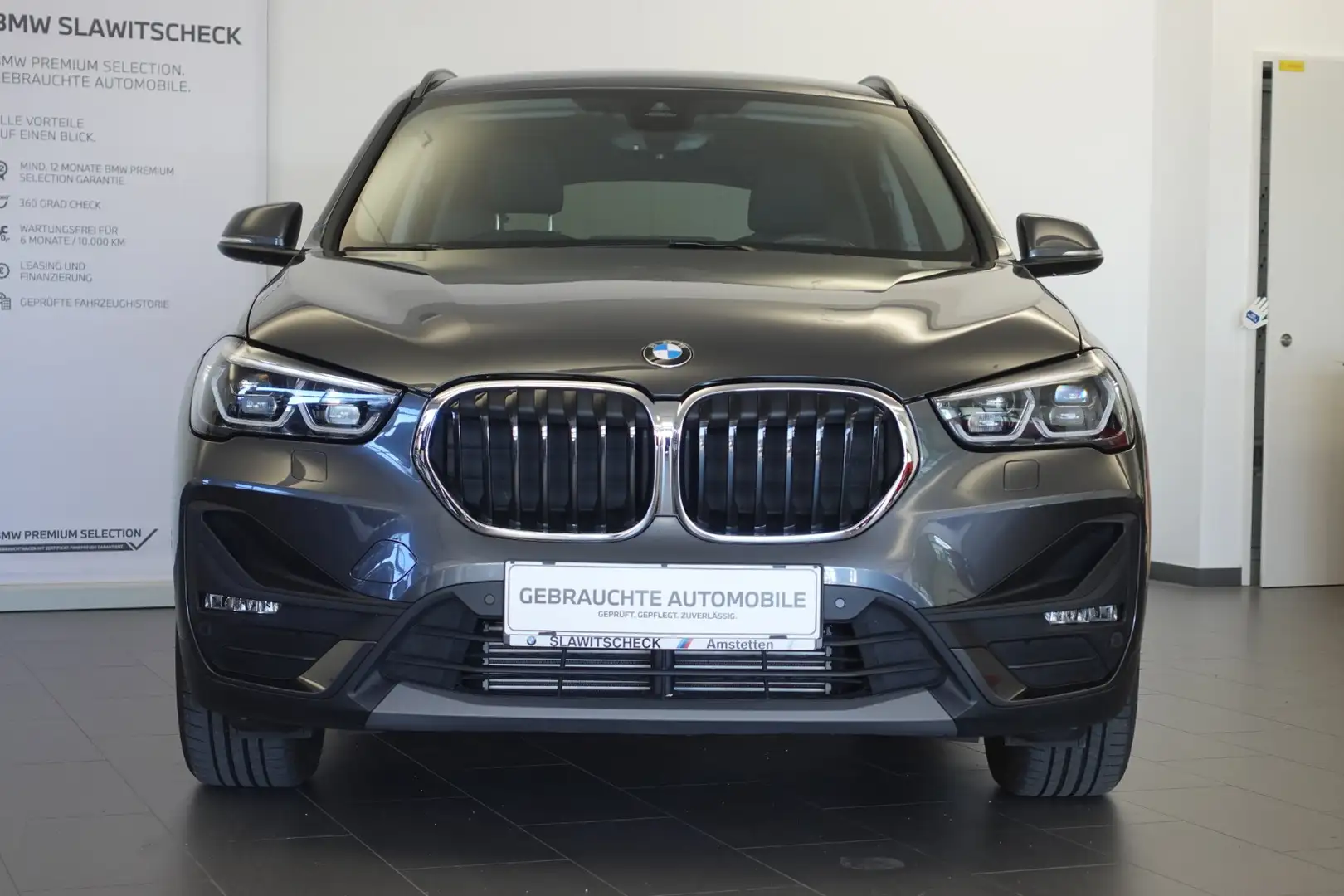 BMW X1 X1 sDrive18d Grau - 2