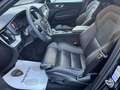 Volvo XC60 B4 (d) AWD automatico Plus Dark Nero - thumbnail 6