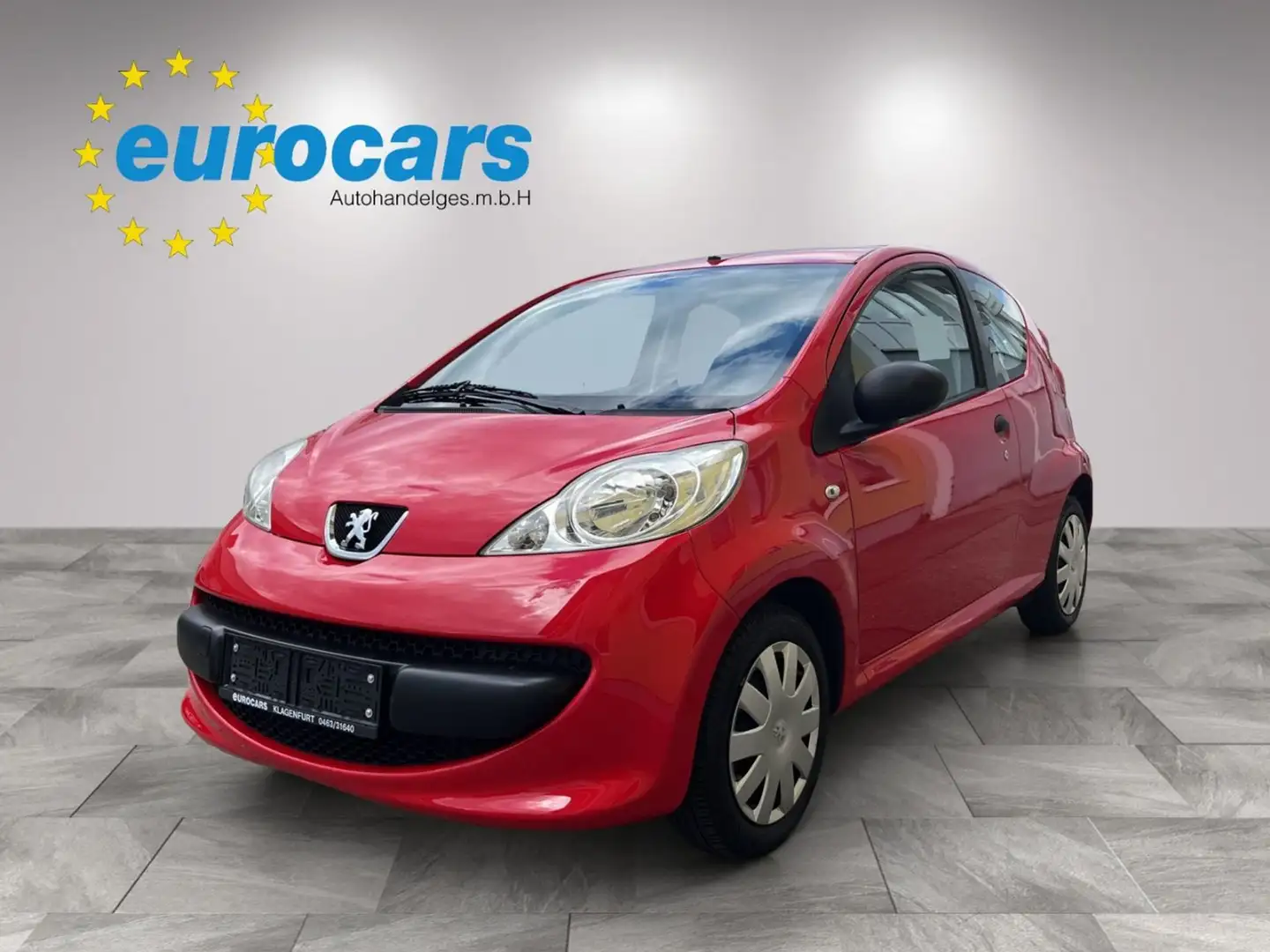 Peugeot 107 Junior 1,0 3T Rot - 1