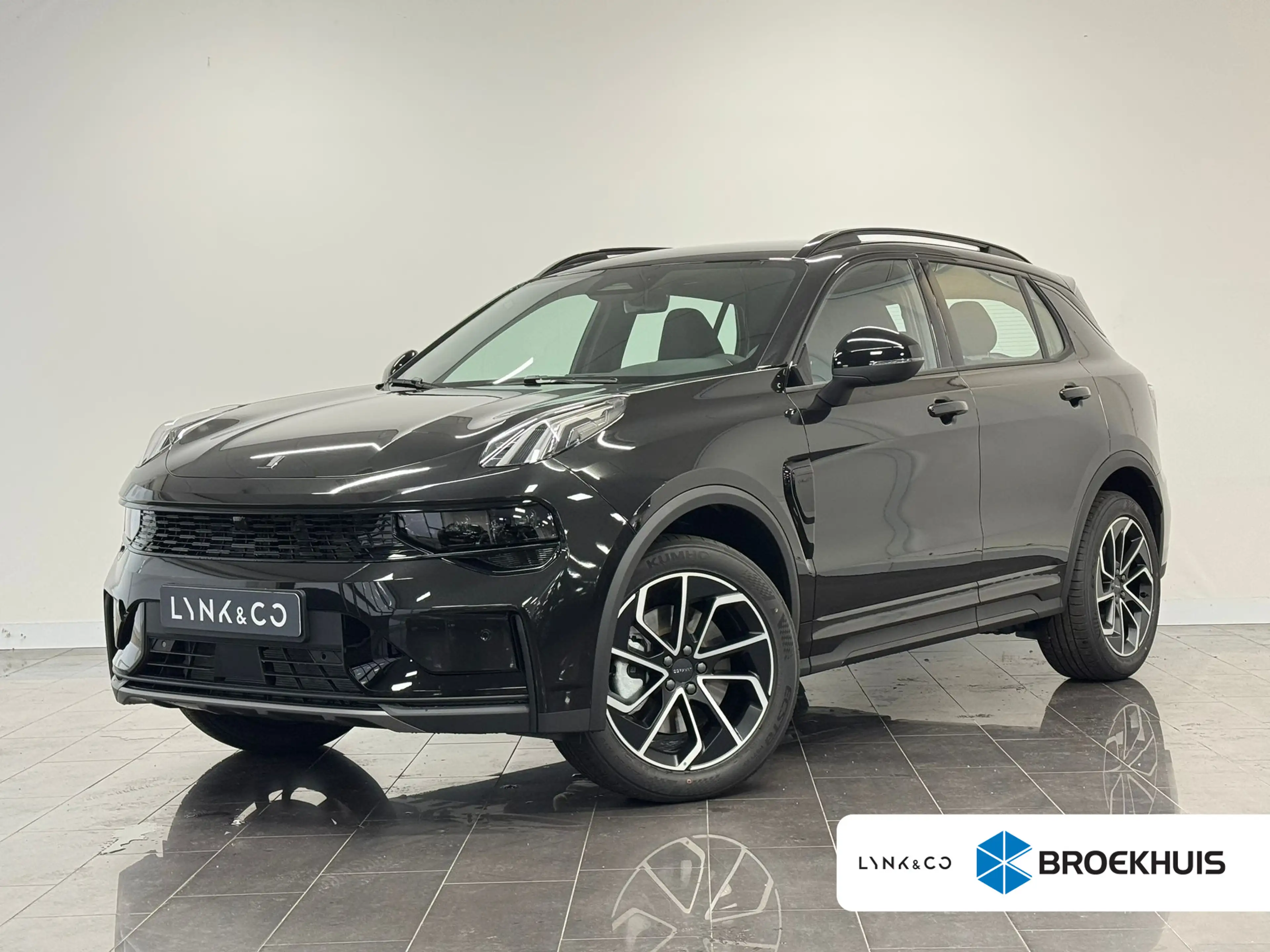 Lynk & Co 01 1.5 Core | Achteruitrijcamera | Apple Carplay/Andr