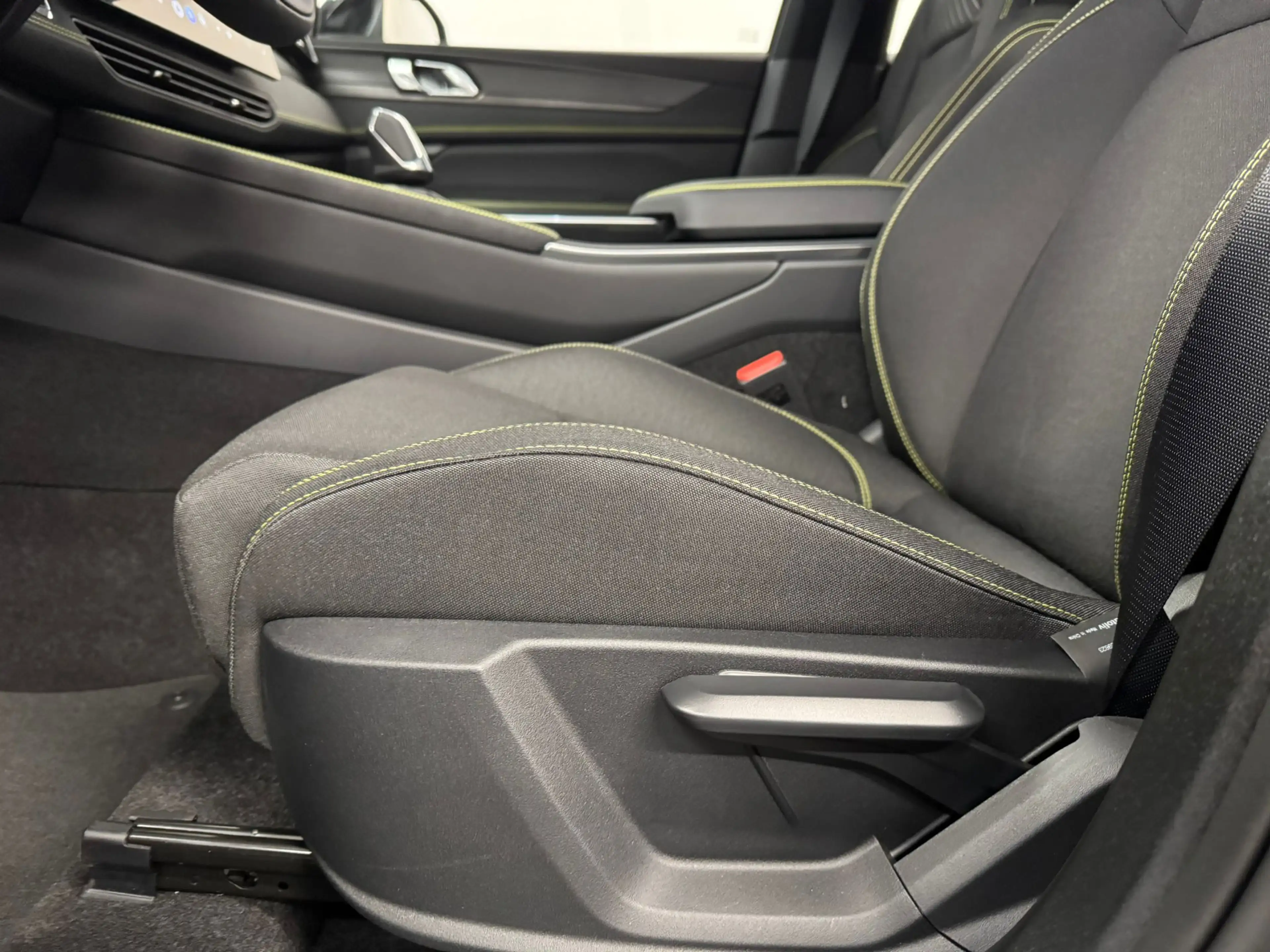 Lynk & Co 01 1.5 Core | Achteruitrijcamera | Apple Carplay/Andr — photo 12