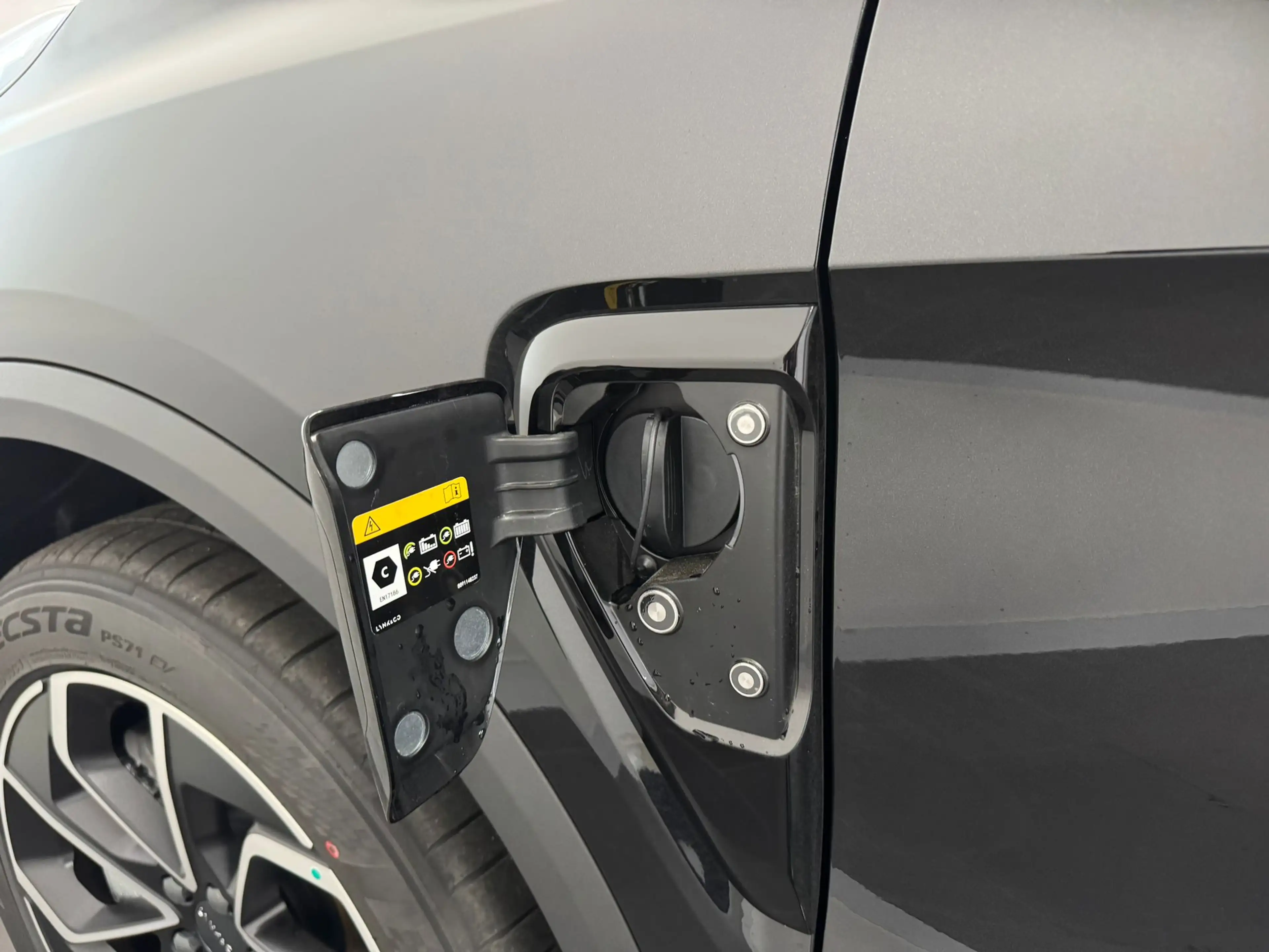 Lynk & Co 01 1.5 Core | Achteruitrijcamera | Apple Carplay/Andr — photo 38