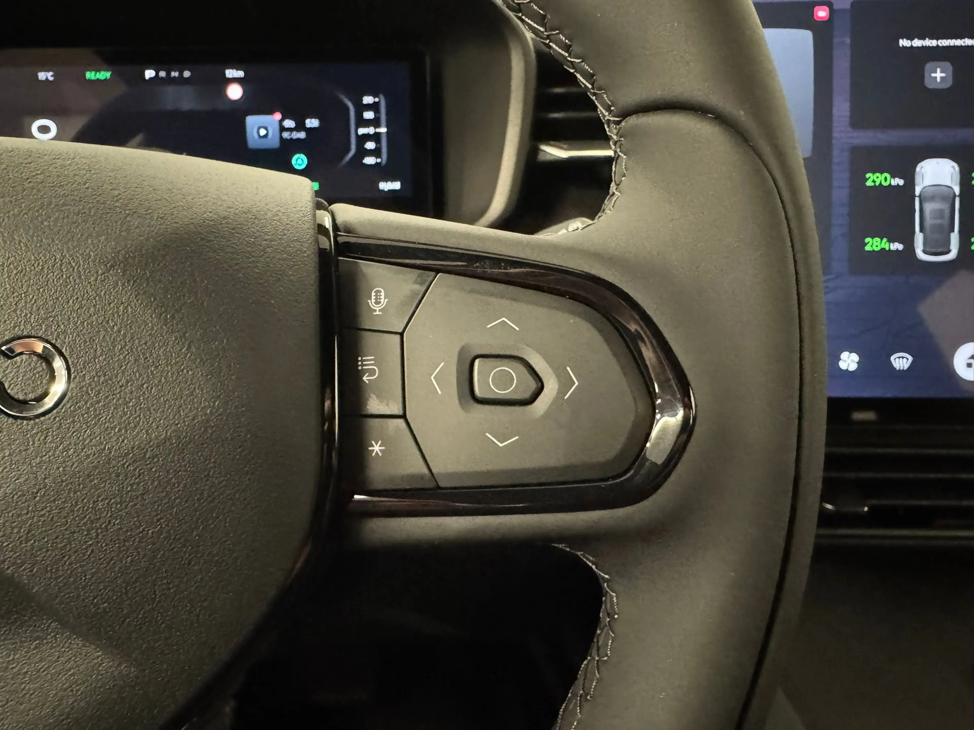 Lynk & Co 01 1.5 Core | Achteruitrijcamera | Apple Carplay/Andr — photo 22
