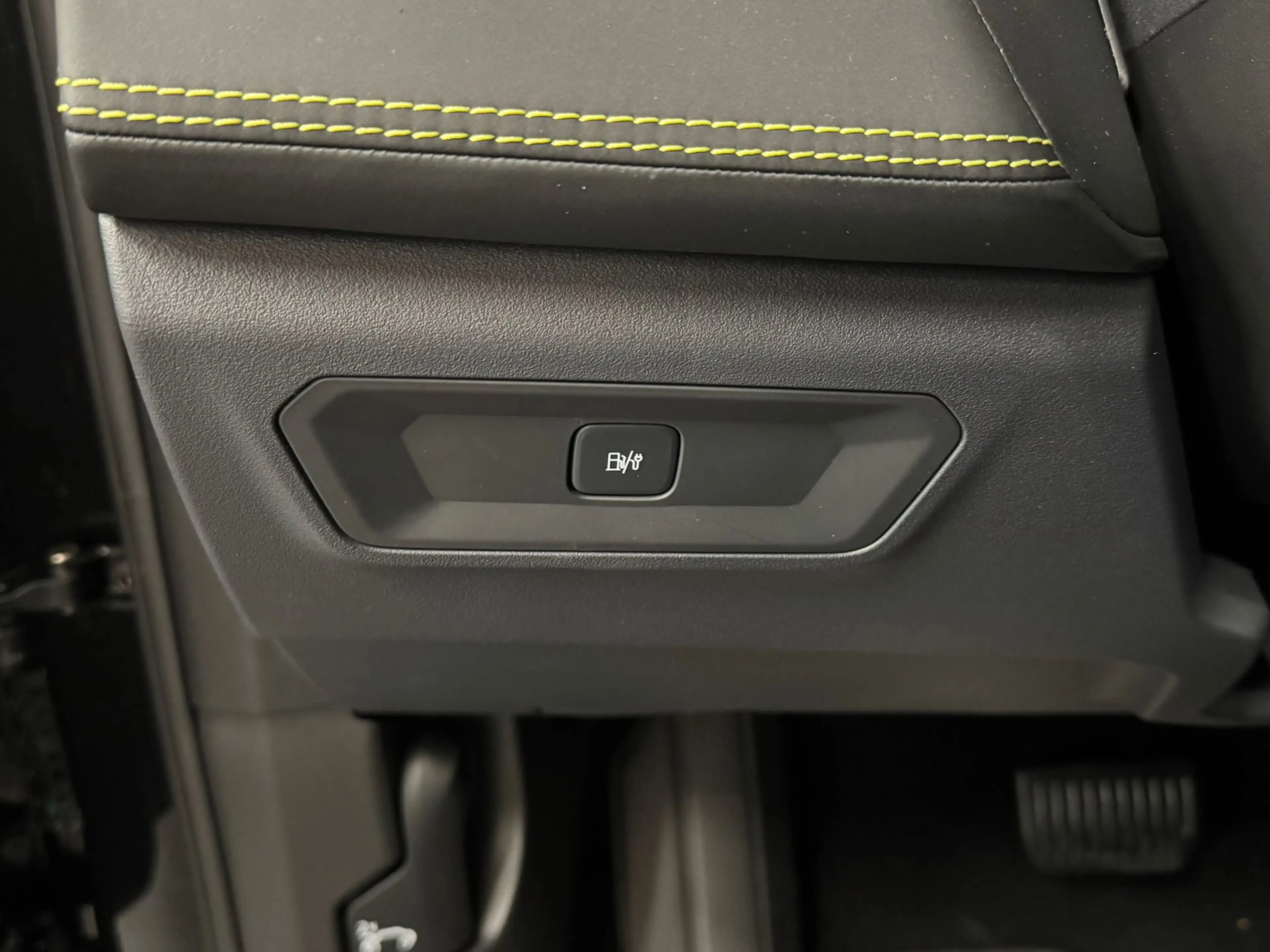 Lynk & Co 01 1.5 Core | Achteruitrijcamera | Apple Carplay/Andr — photo 16