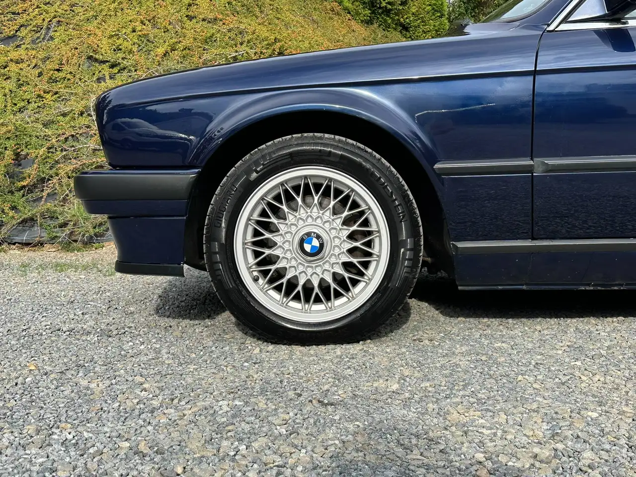 BMW 325 iA E30 Cabriolet /Châssis M-Sport /Intérieur+Volant M-Sport /Jantes 15", foto 12