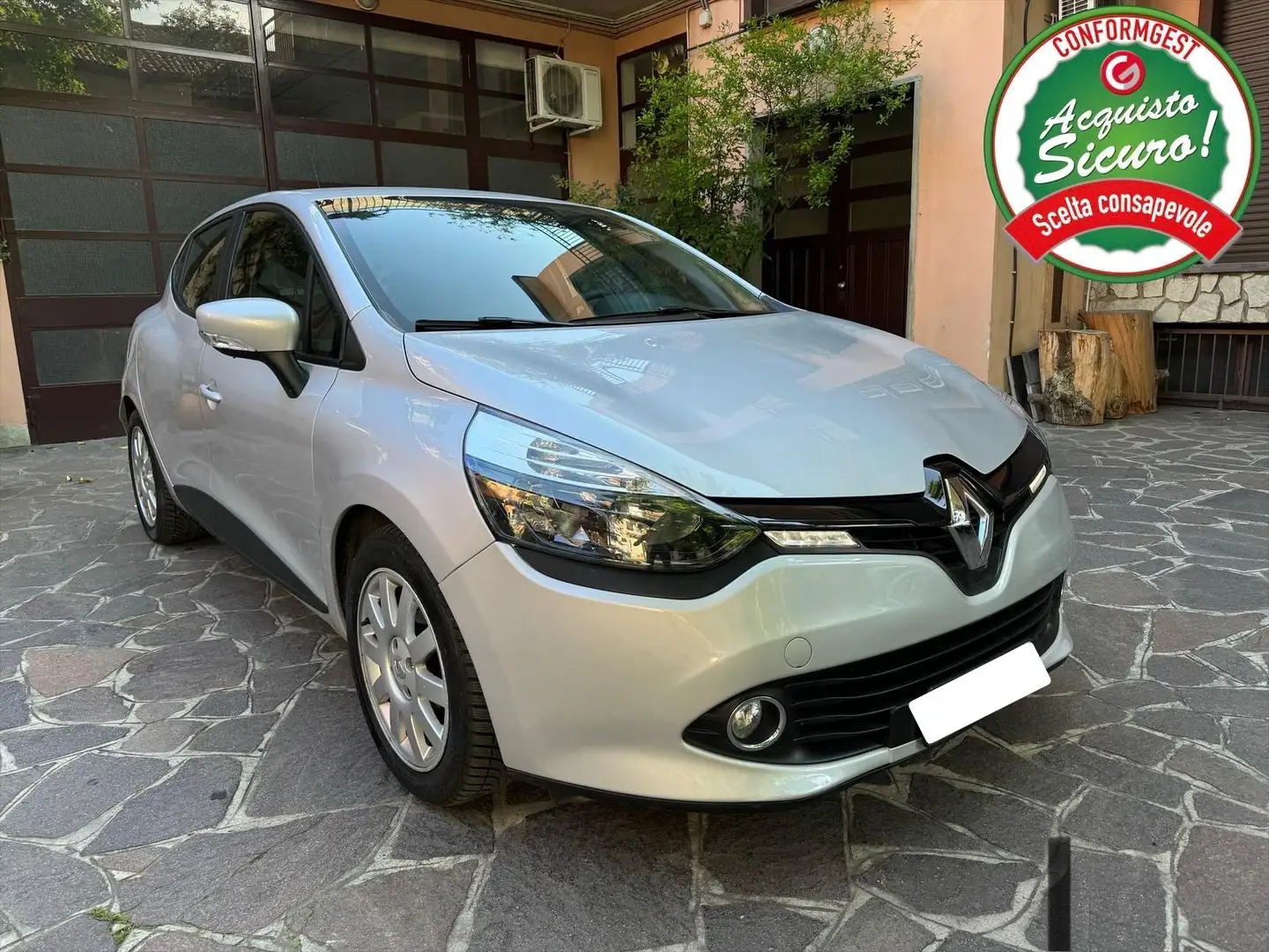 Renault Clio 1.5 dci energy Intens 75cv Zilver - 1