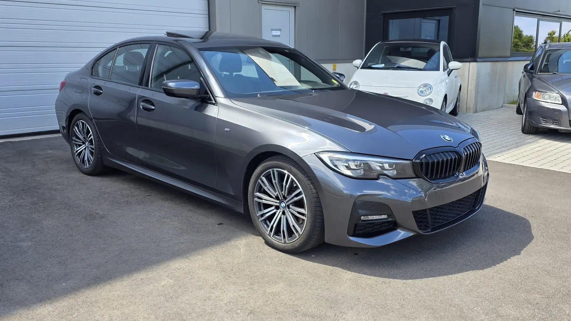 BMW 320 320d GT Aut. M Sport Szürke - 2