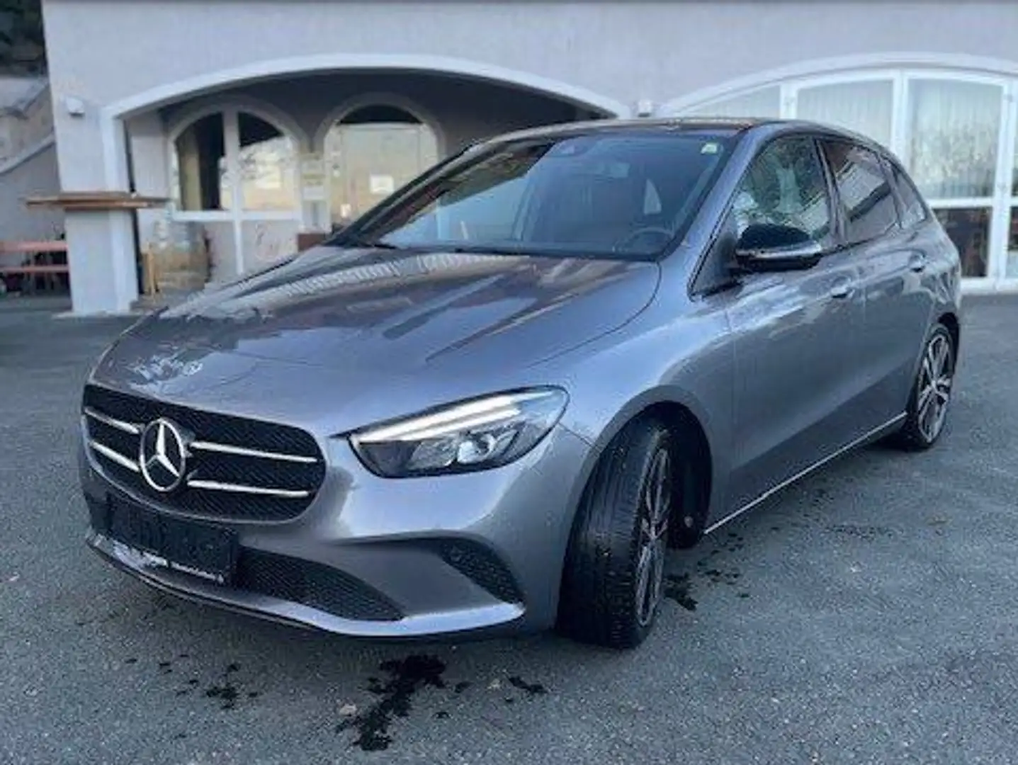 Mercedes-Benz B 180 B 180 d Aut. Grau - 1
