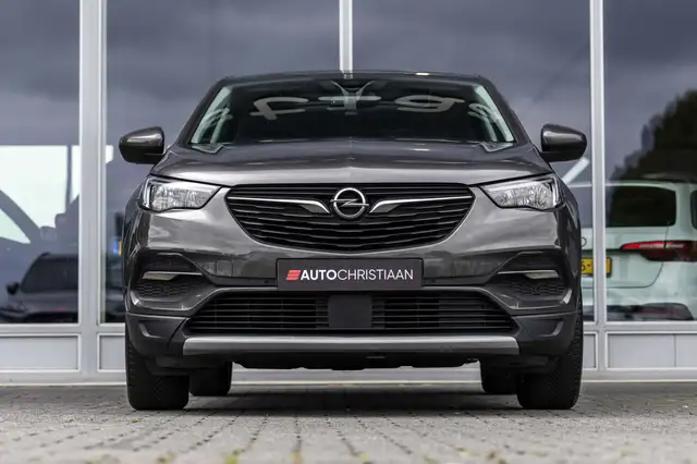 Opel Grandland X view 3