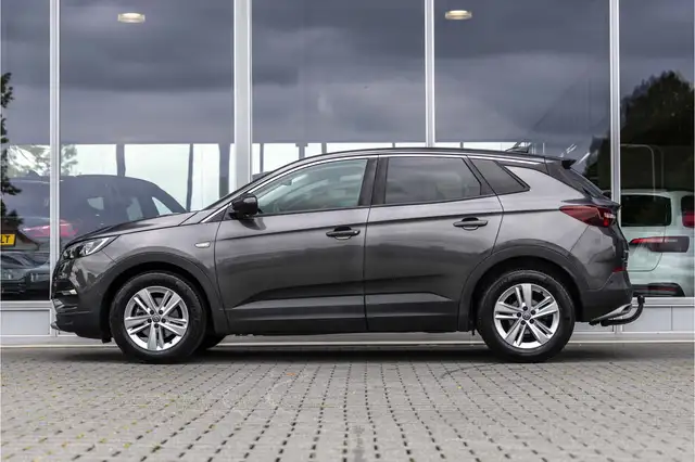 Opel Grandland X view 5