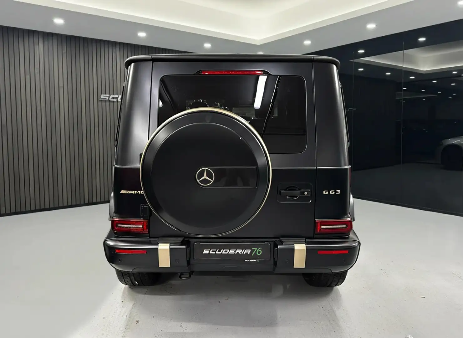 Mercedes-Benz G 63 AMG Grand Edition   585cv Schwarz - 2