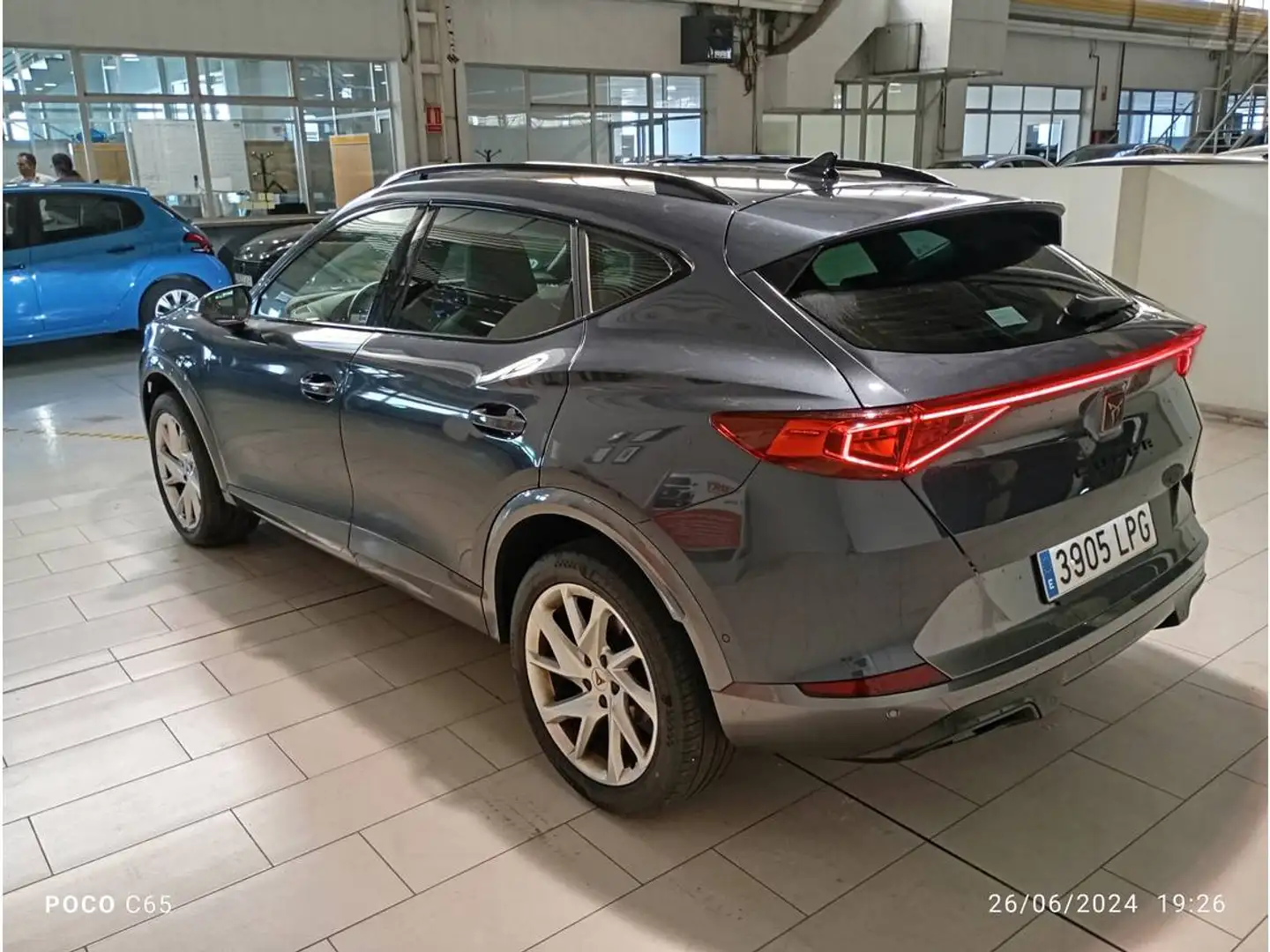 CUPRA Formentor 1.5 TSI 150 Gris - 2