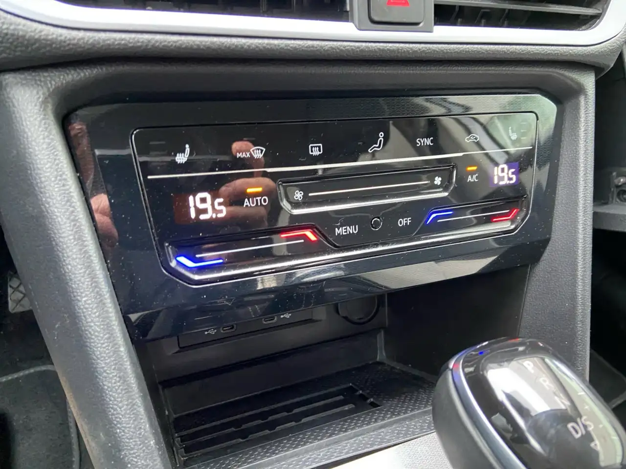 Volkswagen Taos снимка Volkswagen Taos
