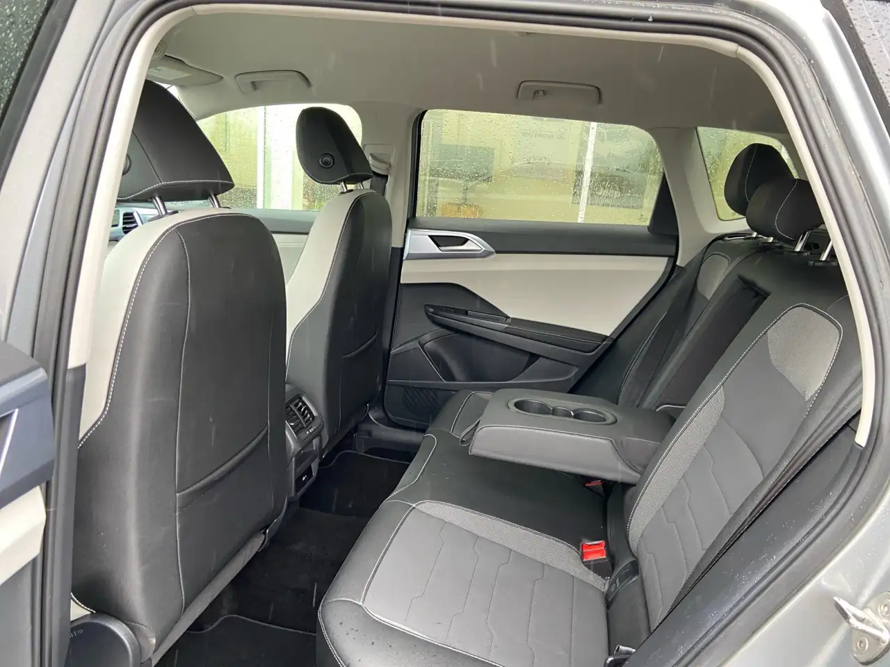 Volkswagen Taos снимка Volkswagen Taos