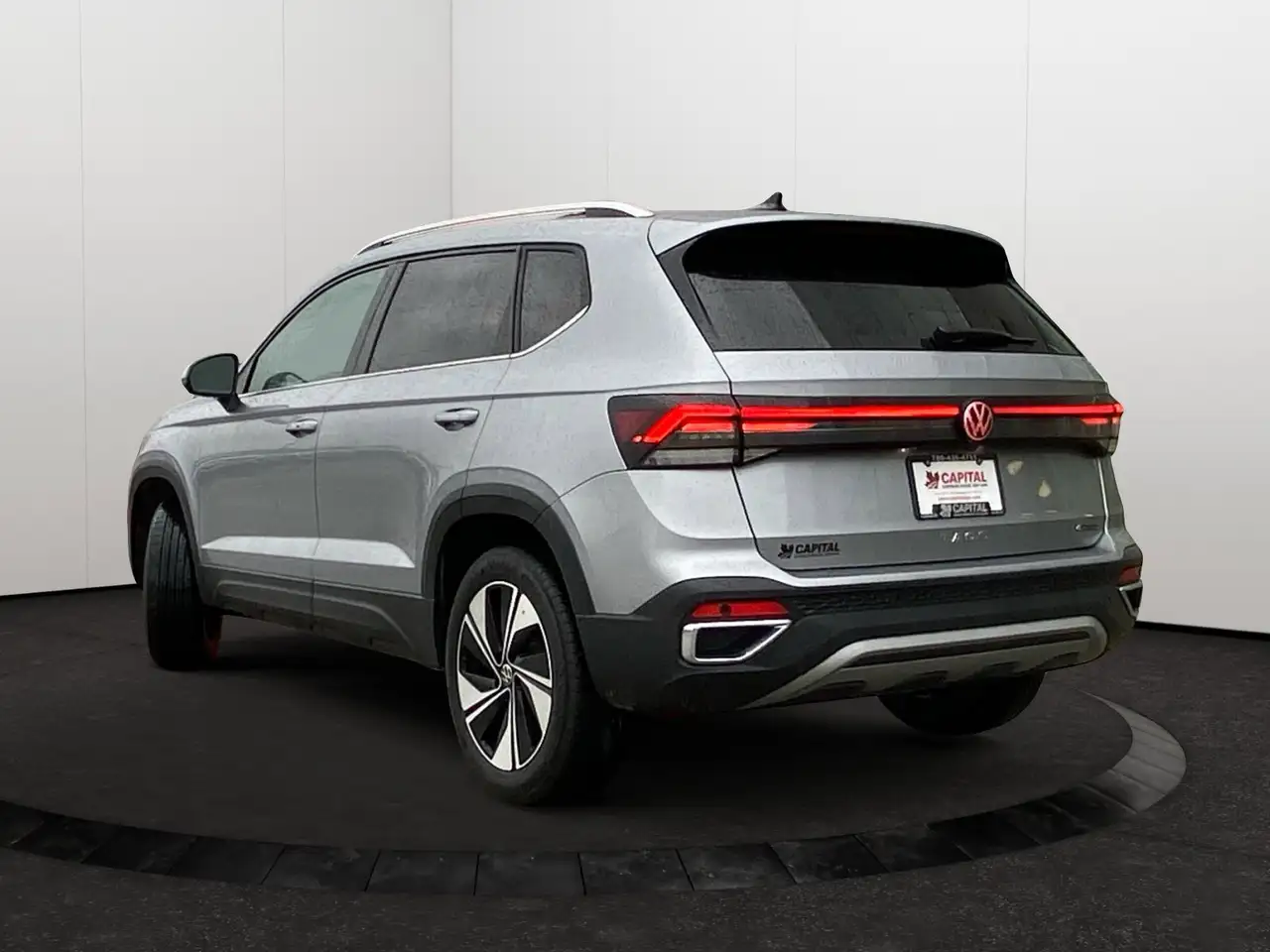 Volkswagen Taos снимка Volkswagen Taos