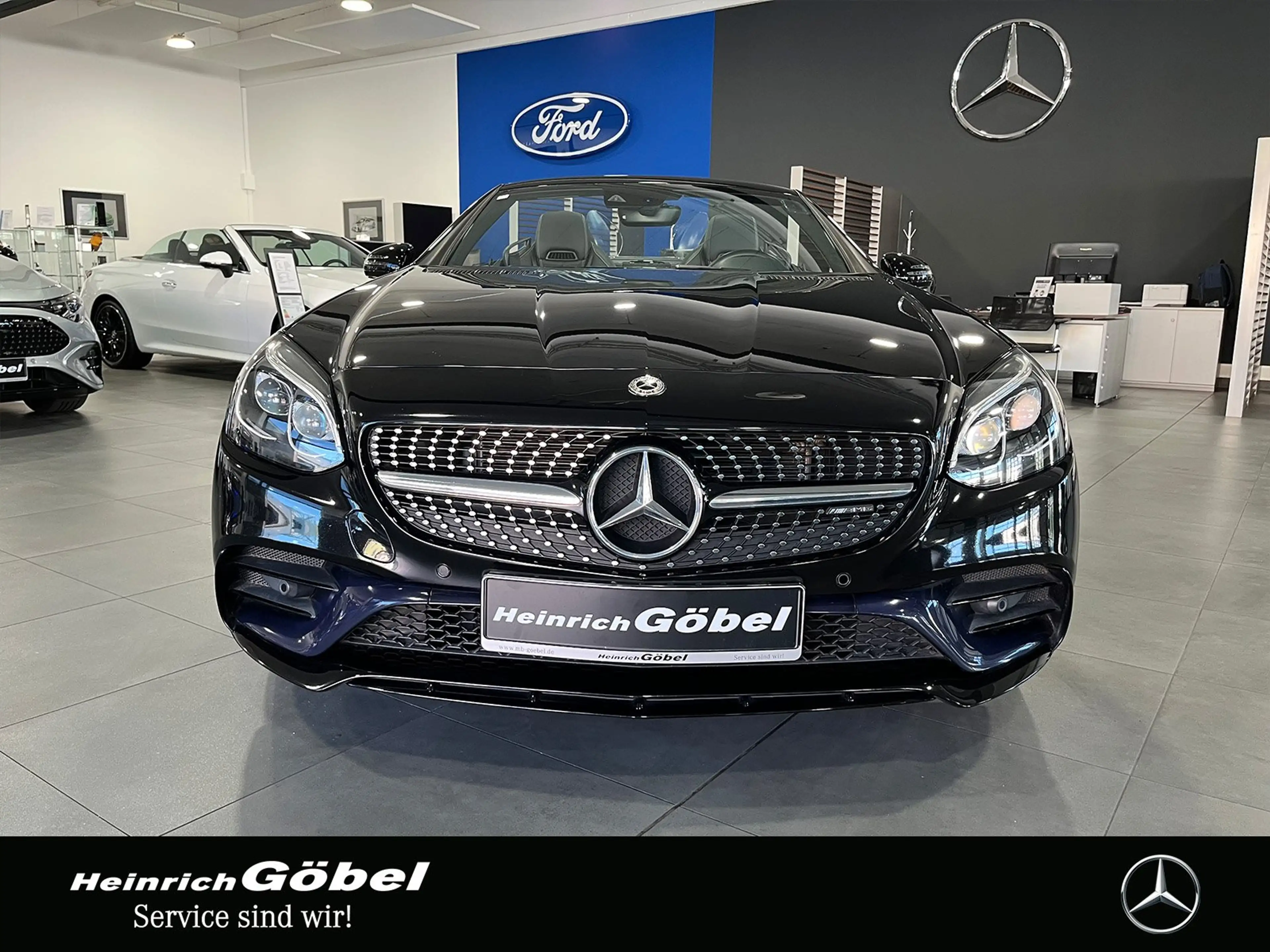 Mercedes-Benz SLC 43 AMG 1.HD+NIGHT-P.+CARBON+ILS+H&K+CARPLAY — photo 7