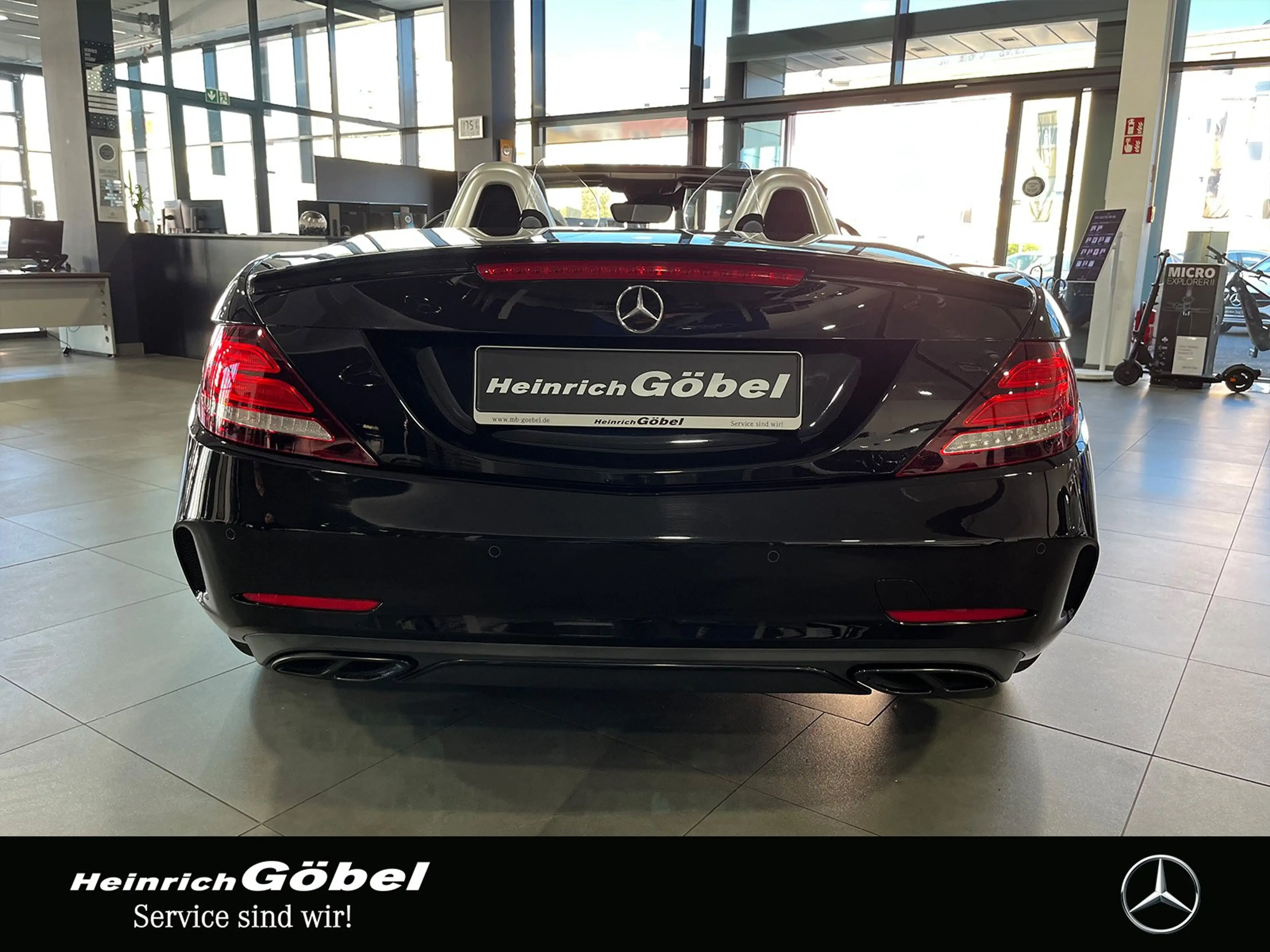 Mercedes-Benz SLC 43 AMG 1.HD+NIGHT-P.+CARBON+ILS+H&K+CARPLAY — photo 5
