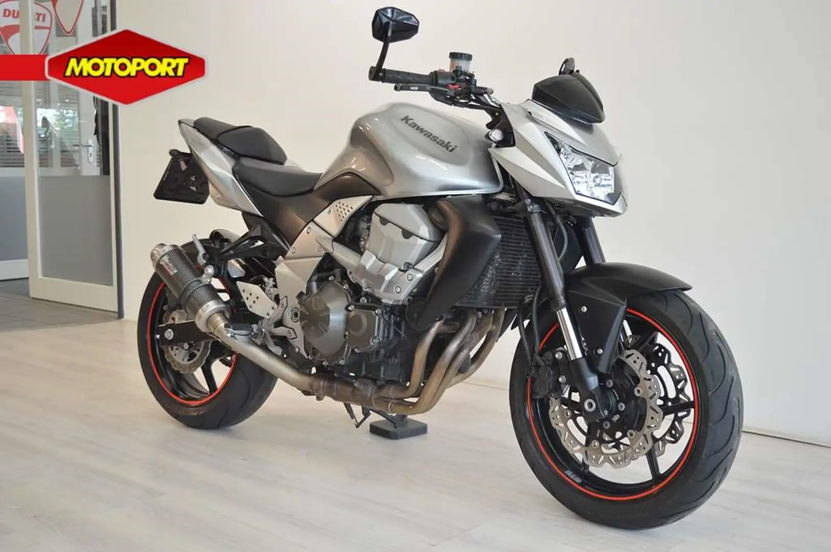 Kawasaki Z 750 Zilver - 2