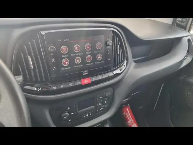 Fiat Doblo view 16