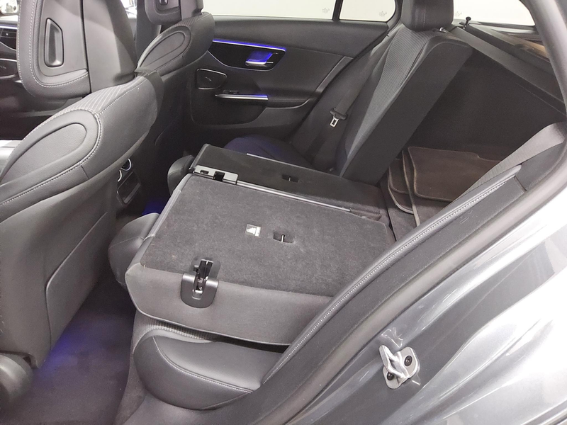 Mercedes-Benz C 220 T d Avantgarde Night T-Leder Navi LED Shz — photo 13