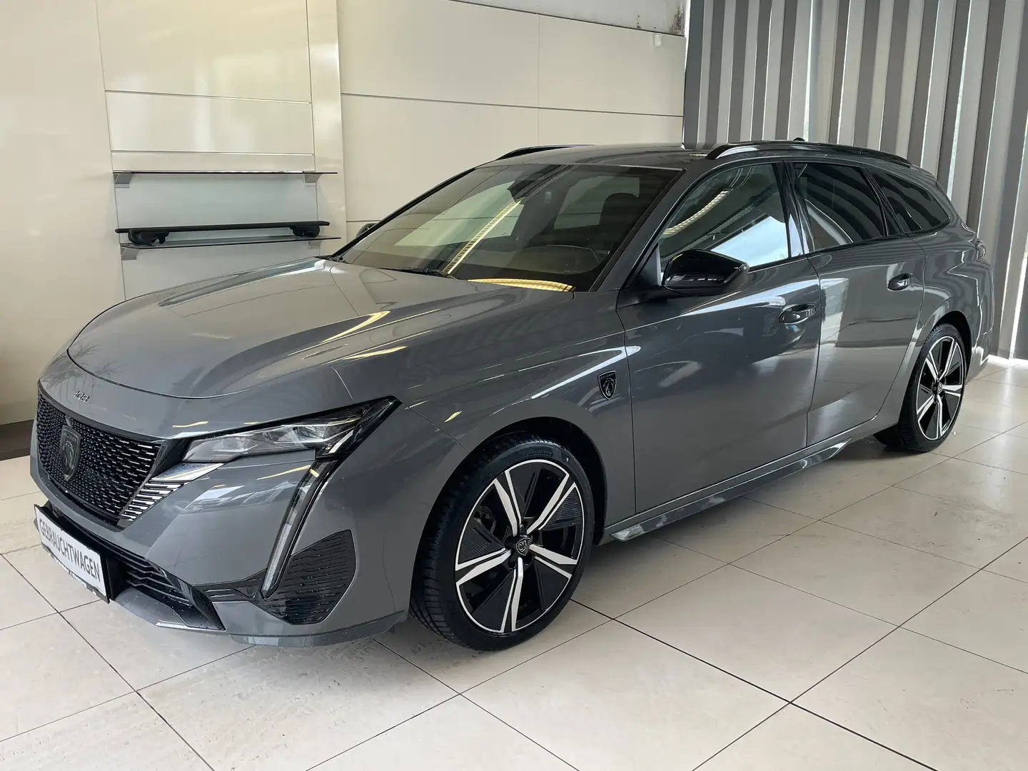 Peugeot 308 SW GT Grau - 2