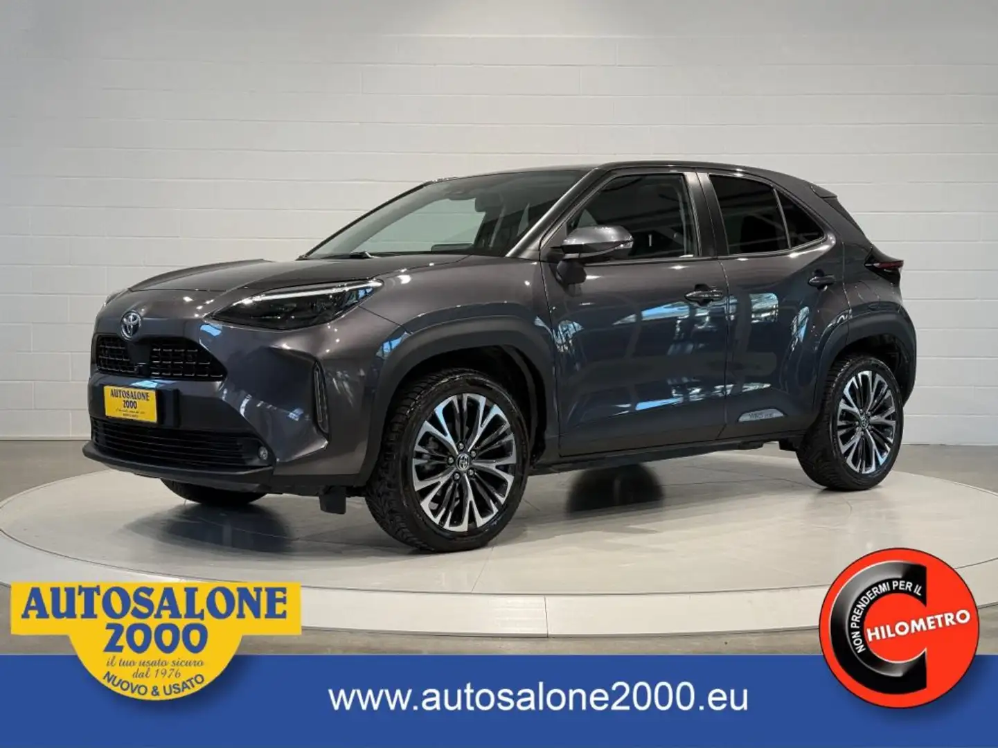 Toyota Yaris Cross 1.5 Hybrid 5p. E-CVT AWD-i Lounge PREZZO REALE Gris - 1