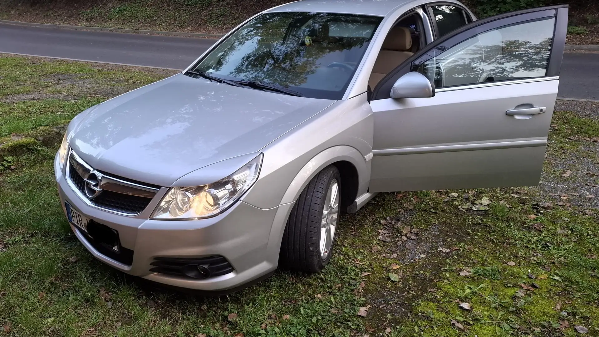 Opel Vectra Vectra Stufenheck 1.8 Silber - 1