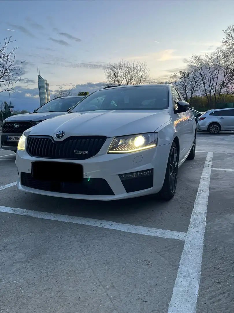 Skoda Octavia Combi RS 2,0 TDI Green tec DSG - 1