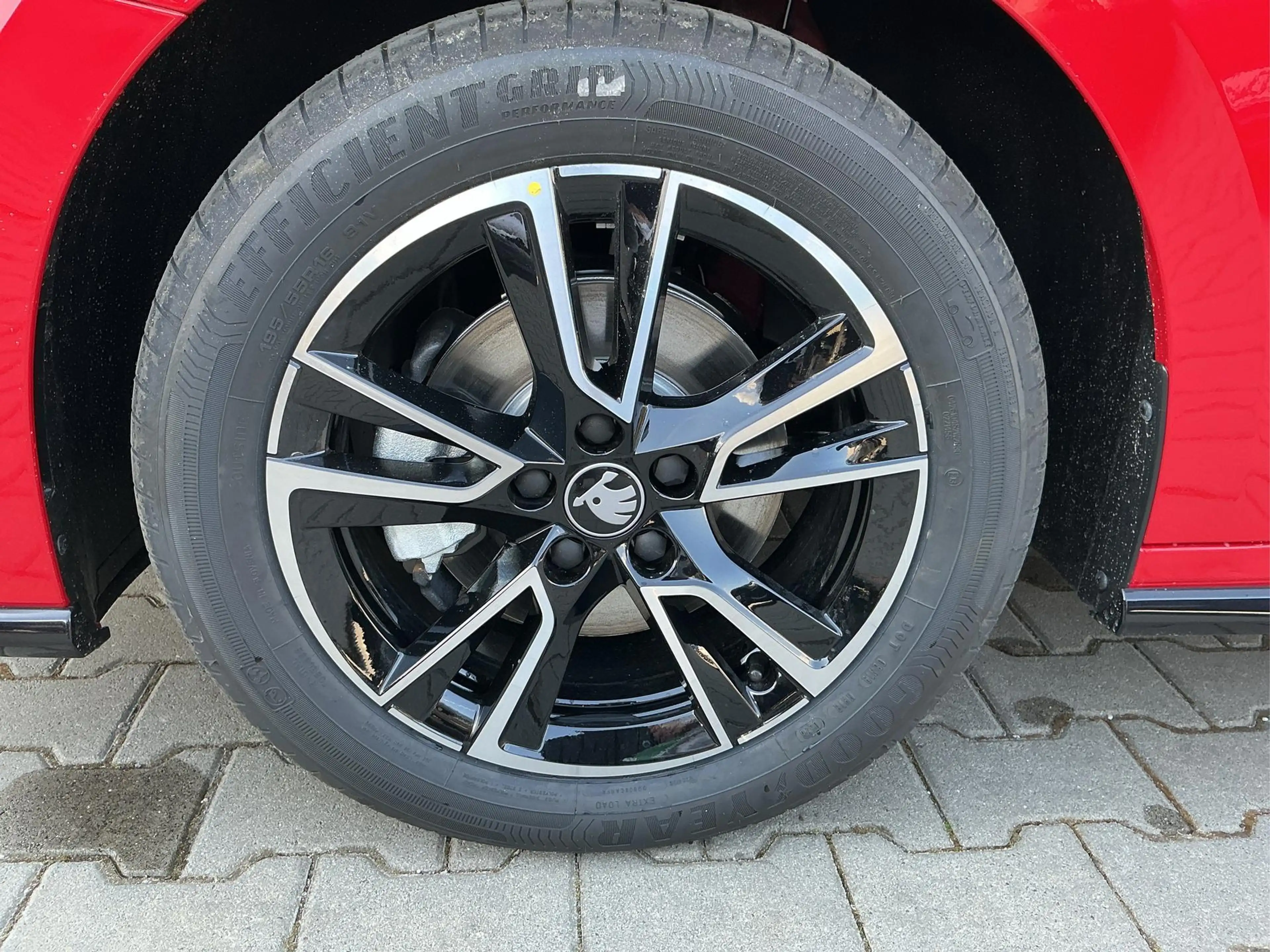 Skoda Fabia Monte Carlo 5J. Garantie ACC Beheizbare WS Dopp... — photo 9