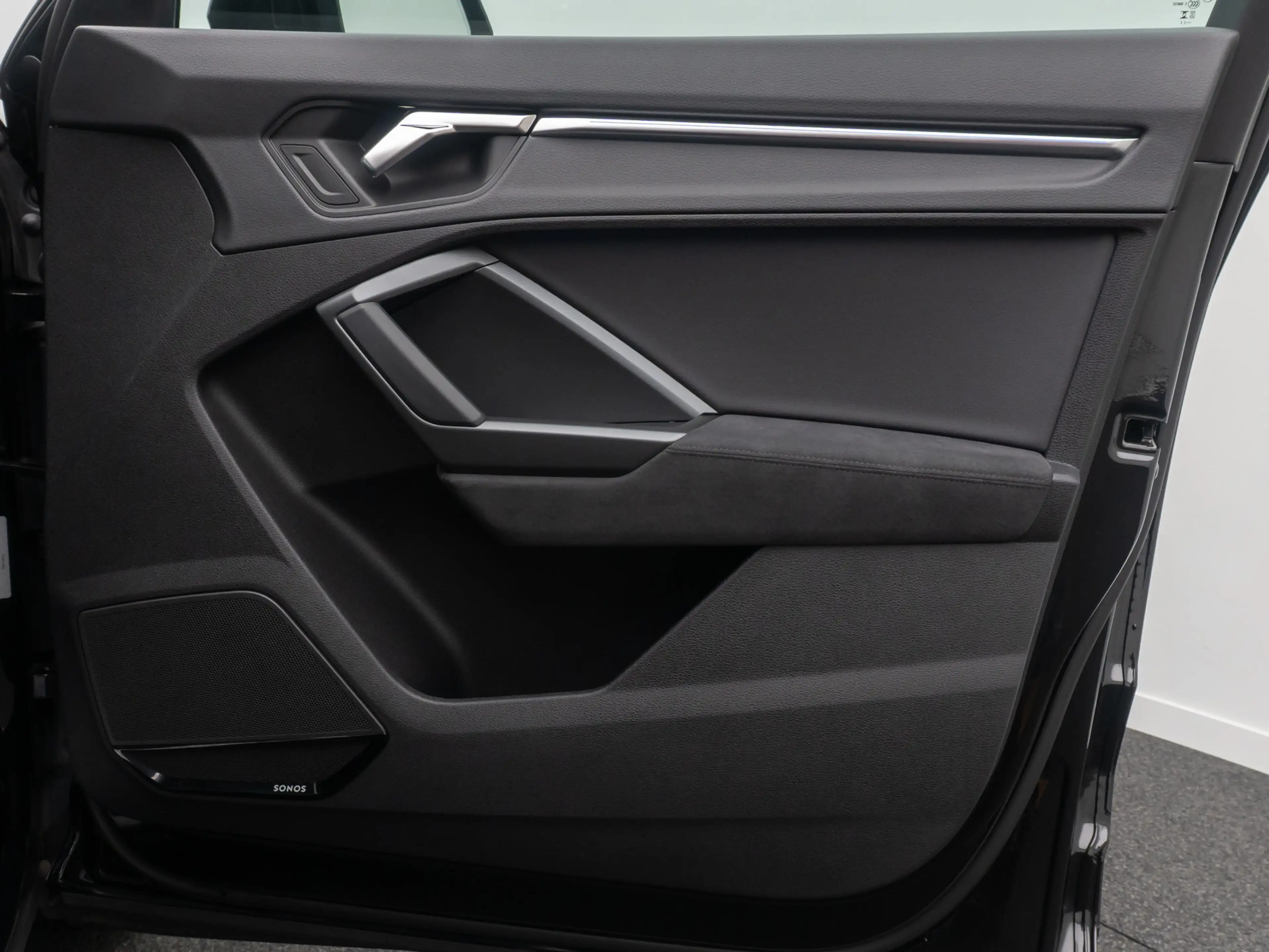 Audi RS Q3 Sport 360°Sonos Memory DAB Alarm Leder 20 — photo 29