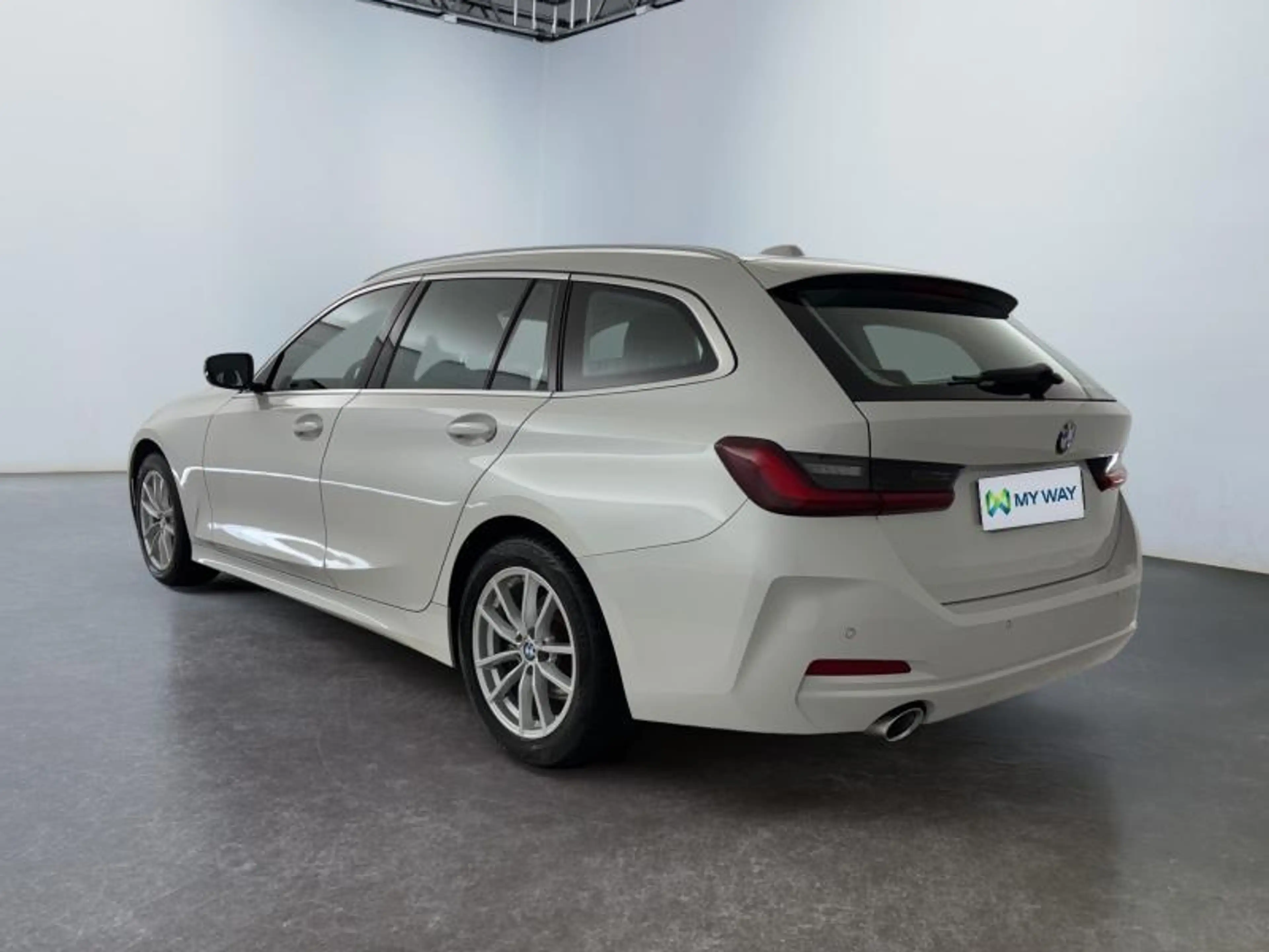 BMW 316 Boite auto*GPS*Capteurs Av/Ar*Carplay*Clim auto — photo 5