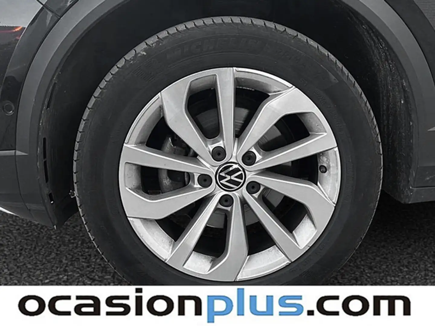 Volkswagen T-Roc 1.5 TSI Life DSG7 Negro - 2