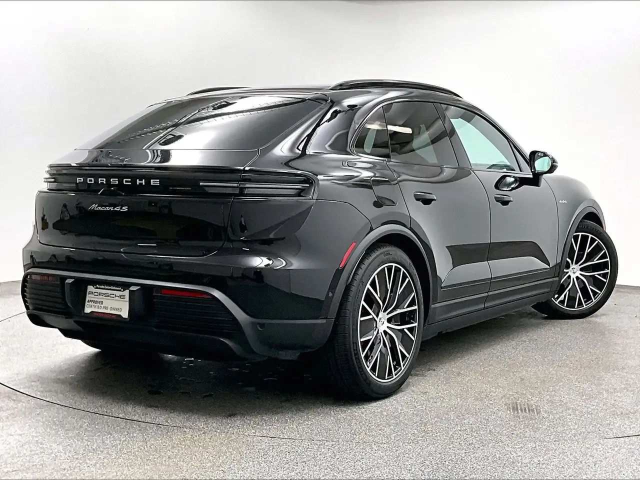 Porsche Macan снимка Porsche Macan