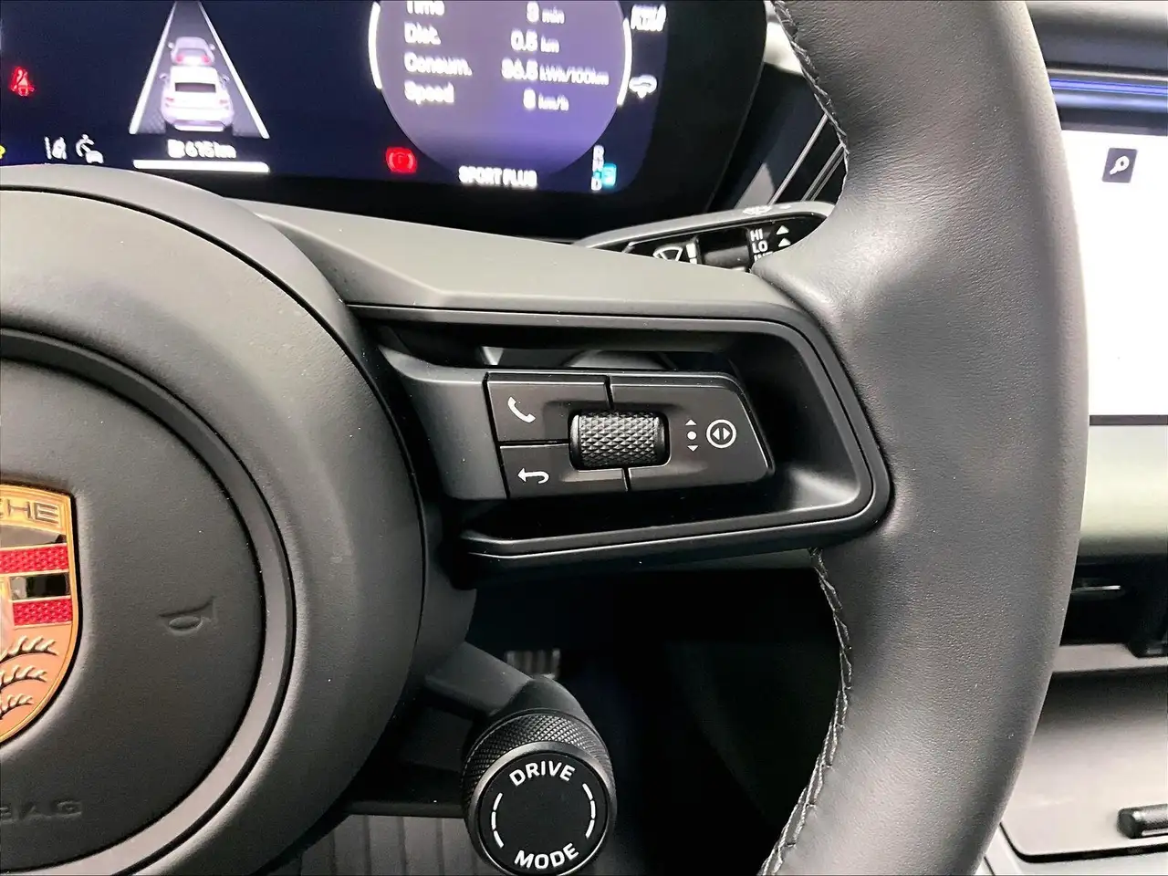 Porsche Macan снимка Porsche Macan