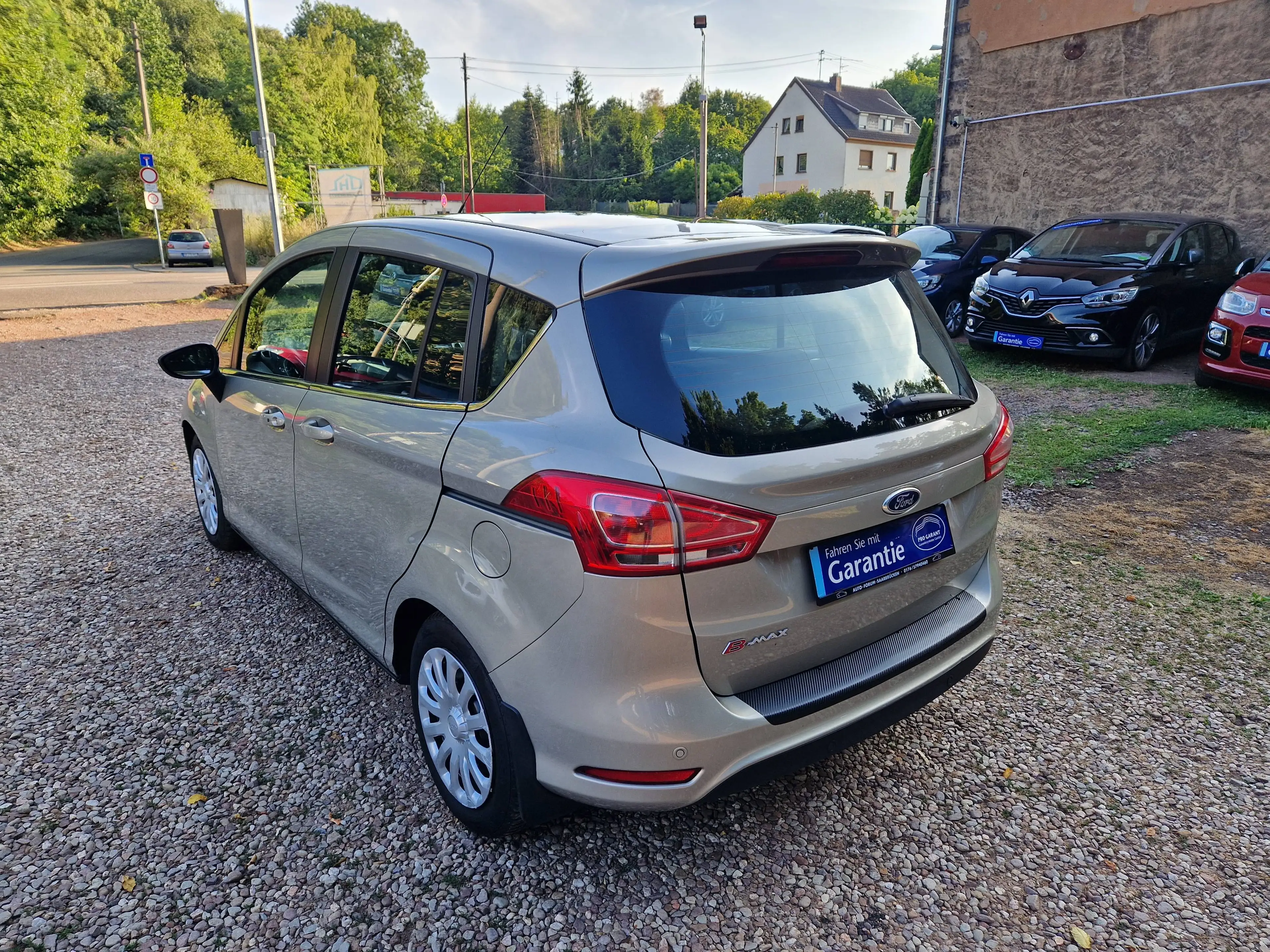 Ford B-Max AUTOMATIK 93Tkm Pano Kamera Navi LED Tempo Sitzhzg — photo 7