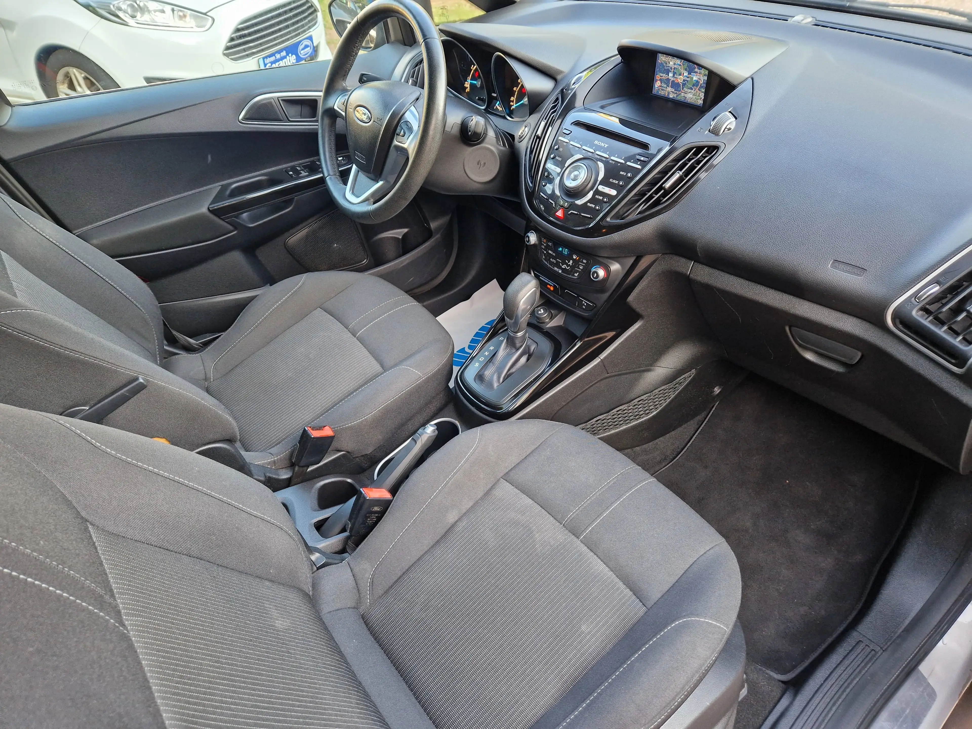 Ford B-Max AUTOMATIK 93Tkm Pano Kamera Navi LED Tempo Sitzhzg — photo 14