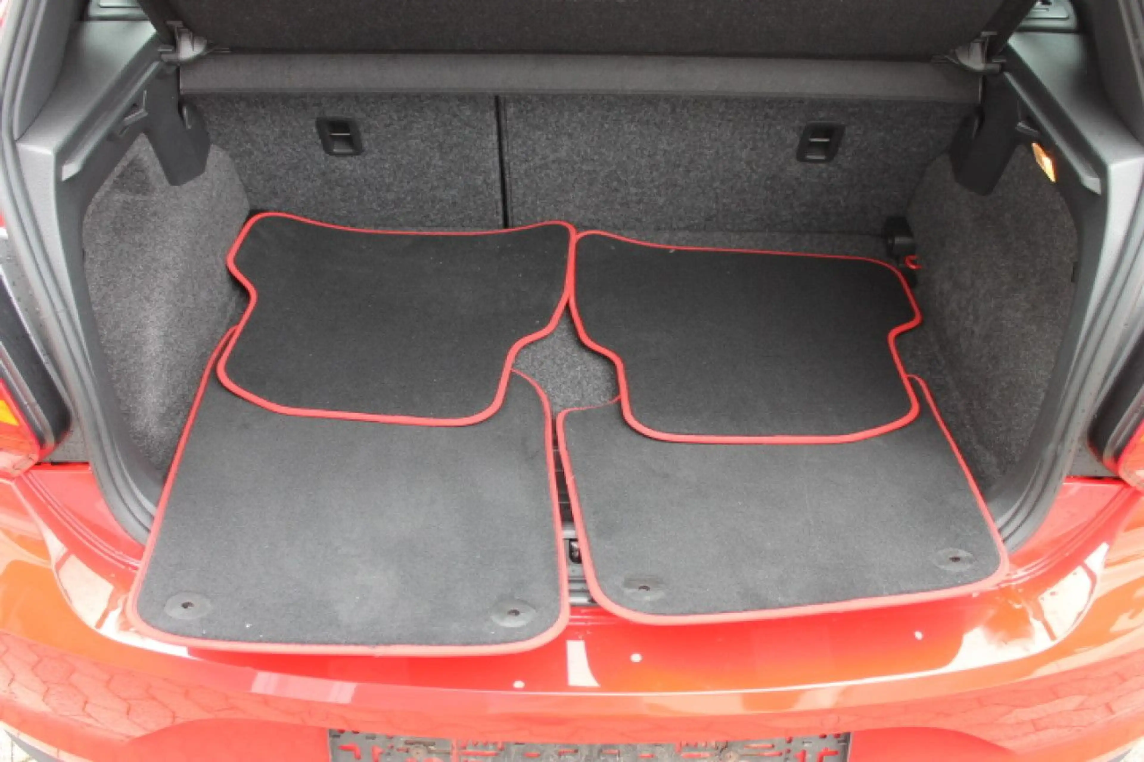 Volkswagen Polo GTI Polo 1.8 TSI (Blue Motion Technology) GTI — photo 12