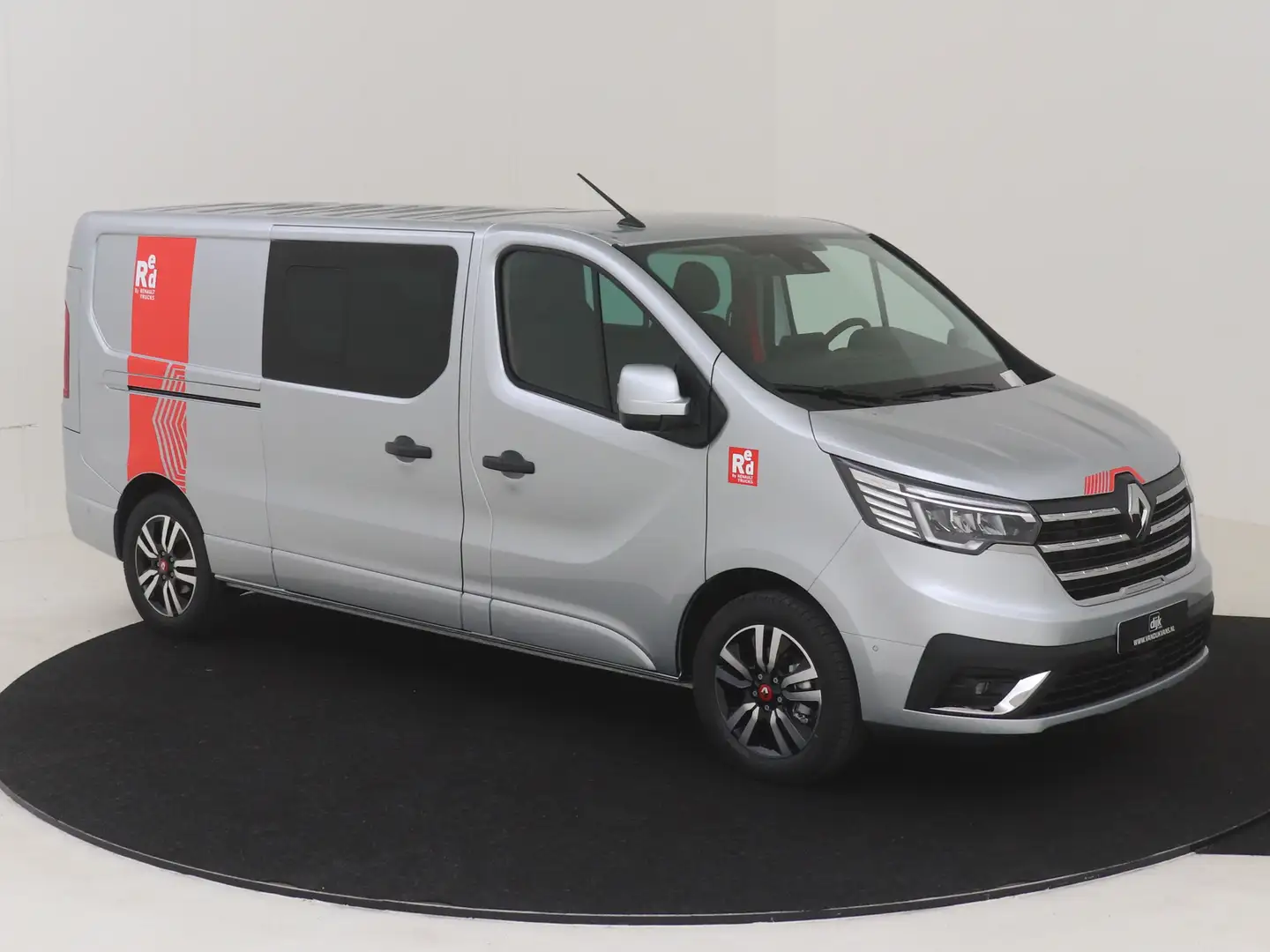 Renault Trafic T29 L2H1 DC 170PK AUTOMAAT RED EDITION 5P LED AIRC Argent - 1
